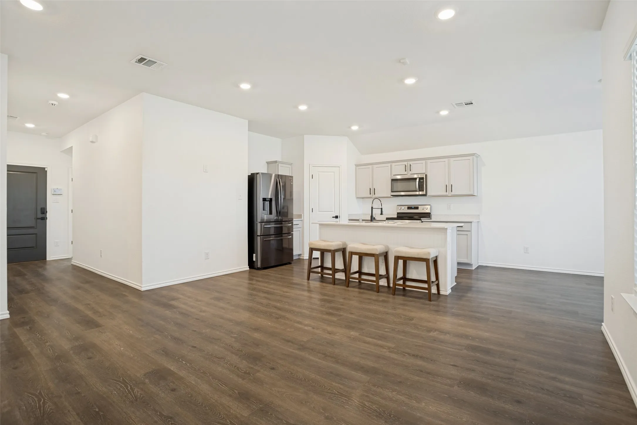 Single Family Residence For Sale in Collin County , 1506 Buckaroo Lane, Josephine, Texas 75189, 3 Bedroom, 2 Bathroom, 2 Garage spaces, 1,457 Sqft, built in 2021, mls#21353849, Real Estate Agent in Josephine, Homes For Sale in Collin county, Homes For Sale in Josephine, Realtor in Josephine Texas, Real Estate Brokerage Independent Realty Texas, Luminita Cordes Realtor