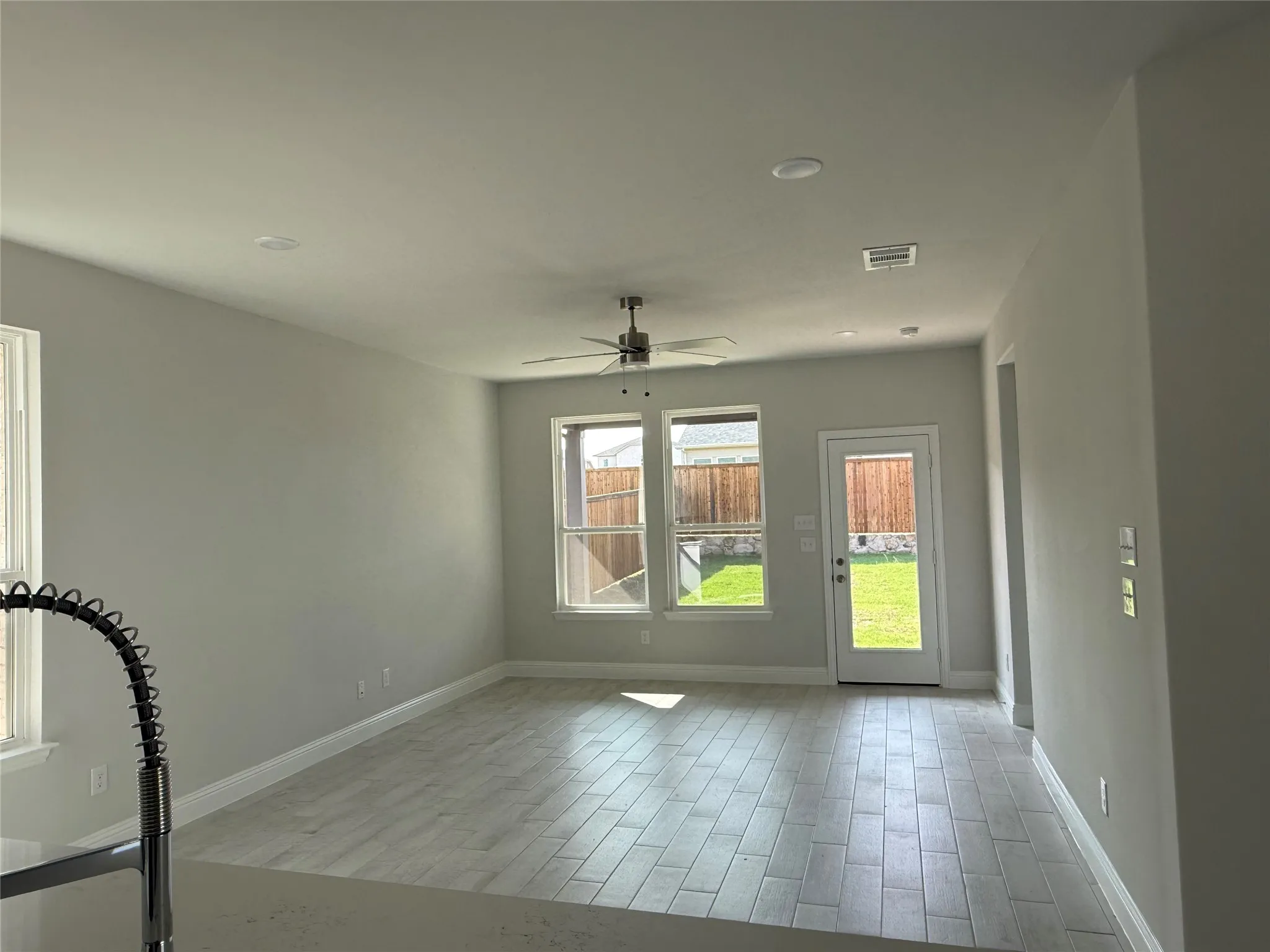 Single Family Residence For Rent in Collin County , 3206 Cordelia Drive, Princeton, Texas 75407, 4 Bedroom, 3 Bathroom, 2 Garage spaces, 2,545 Sqft, built in 2025, mls#21354686, Real Estate Agent in Princeton, Homes For Rent in Collin county, Homes For Rent in Princeton, Realtor in Princeton Texas, Real Estate Brokerage Independent Realty Texas, Luminita Cordes Realtor