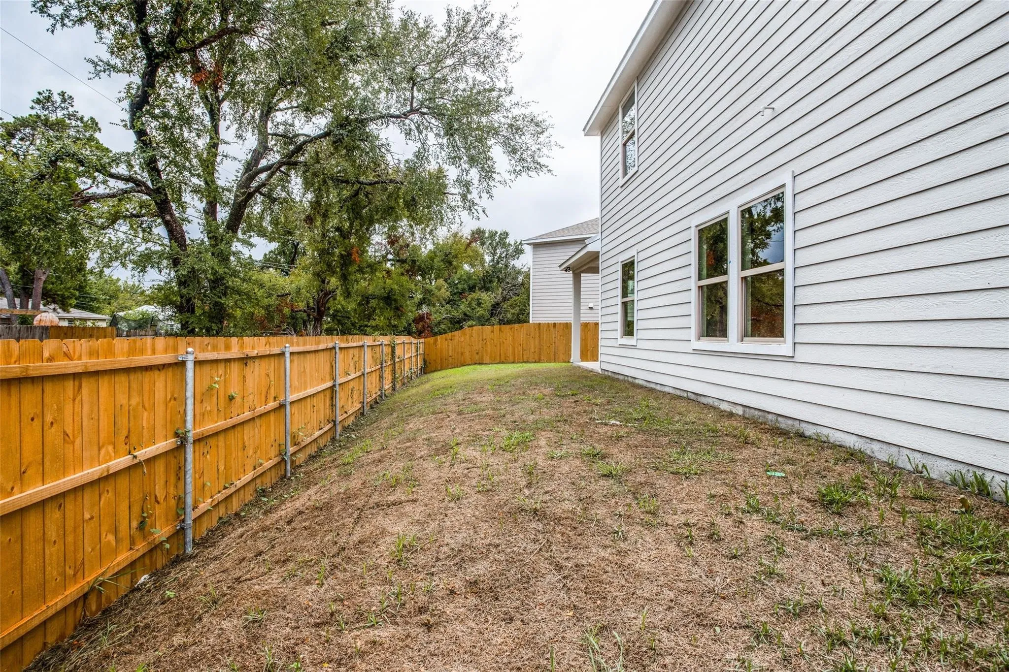 Single Family Residence For Rent in Hunt County , 134 Canales Circle, Greenville, Texas 75401, 3 Bedroom, 3 Bathroom, 2 Garage spaces, 1,802 Sqft, built in 2022, mls#21354863, Real Estate Agent in Greenville, Homes For Rent in Hunt county, Homes For Rent in Greenville, Realtor in Greenville Texas, Real Estate Brokerage Independent Realty Texas, Luminita Cordes Realtor