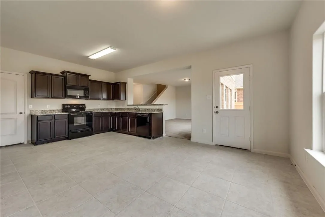 Single Family Residence For Rent in Collin County , 105 Curt Street, Anna, Texas 75409, 3 Bedroom, 3 Bathroom, 2 Garage spaces, 2,047 Sqft, built in 2017, mls#21354735, Real Estate Agent in Anna, Homes For Rent in Collin county, Homes For Rent in Anna, Realtor in Anna Texas, Real Estate Brokerage Independent Realty Texas, Luminita Cordes Realtor