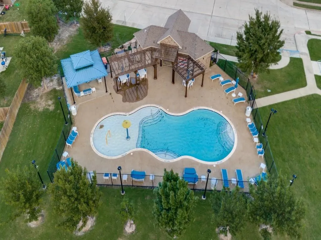 Single Family Residence For Rent in Collin County , 105 Curt Street, Anna, Texas 75409, 3 Bedroom, 3 Bathroom, 2 Garage spaces, 2,047 Sqft, built in 2017, mls#21354735, Real Estate Agent in Anna, Homes For Rent in Collin county, Homes For Rent in Anna, Realtor in Anna Texas, Real Estate Brokerage Independent Realty Texas, Luminita Cordes Realtor