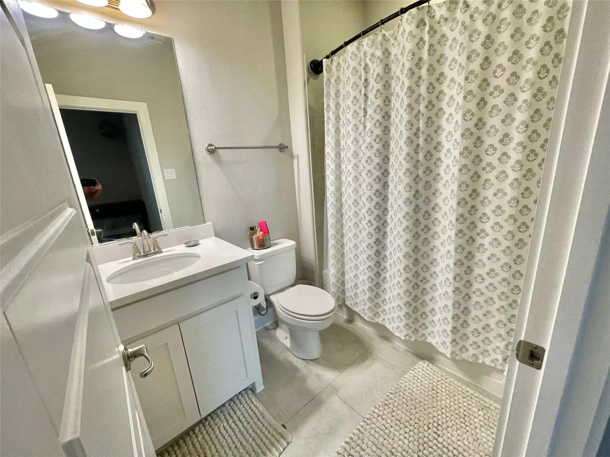 Single Family Residence For Sale in Collin County , 4223 Waterstone Estates Drive, Mc Kinney, Texas 75071, 4 Bedroom, 5 Bathroom, 3 Garage spaces, 3,658 Sqft, built in 2021, mls#21344324, Real Estate Agent in Mc Kinney, Homes For Sale in Collin county, Homes For Sale in Mc Kinney, Realtor in Mc Kinney Texas, Real Estate Brokerage Independent Realty Texas, Luminita Cordes Realtor