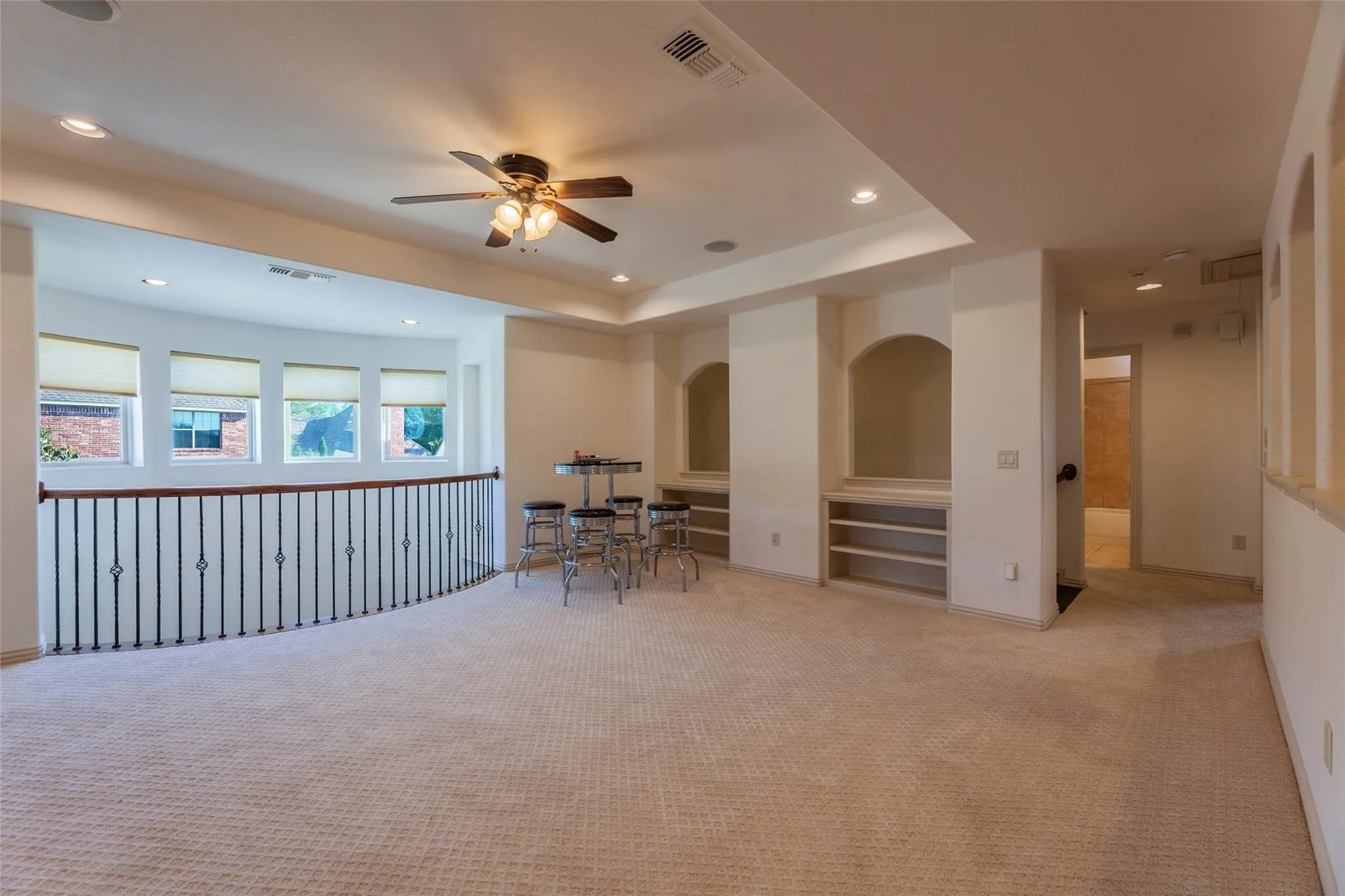 Single Family Residence For Sale in Collin County , 6705 Thorntree Drive, Mc Kinney, Texas 75072, 6 Bedroom, 6 Bathroom, 3 Garage spaces, 4,843 Sqft, built in 2004, mls#21354812, Real Estate Agent in Mc Kinney, Homes For Sale in Collin county, Homes For Sale in Mc Kinney, Realtor in Mc Kinney Texas, Real Estate Brokerage Independent Realty Texas, Luminita Cordes Realtor