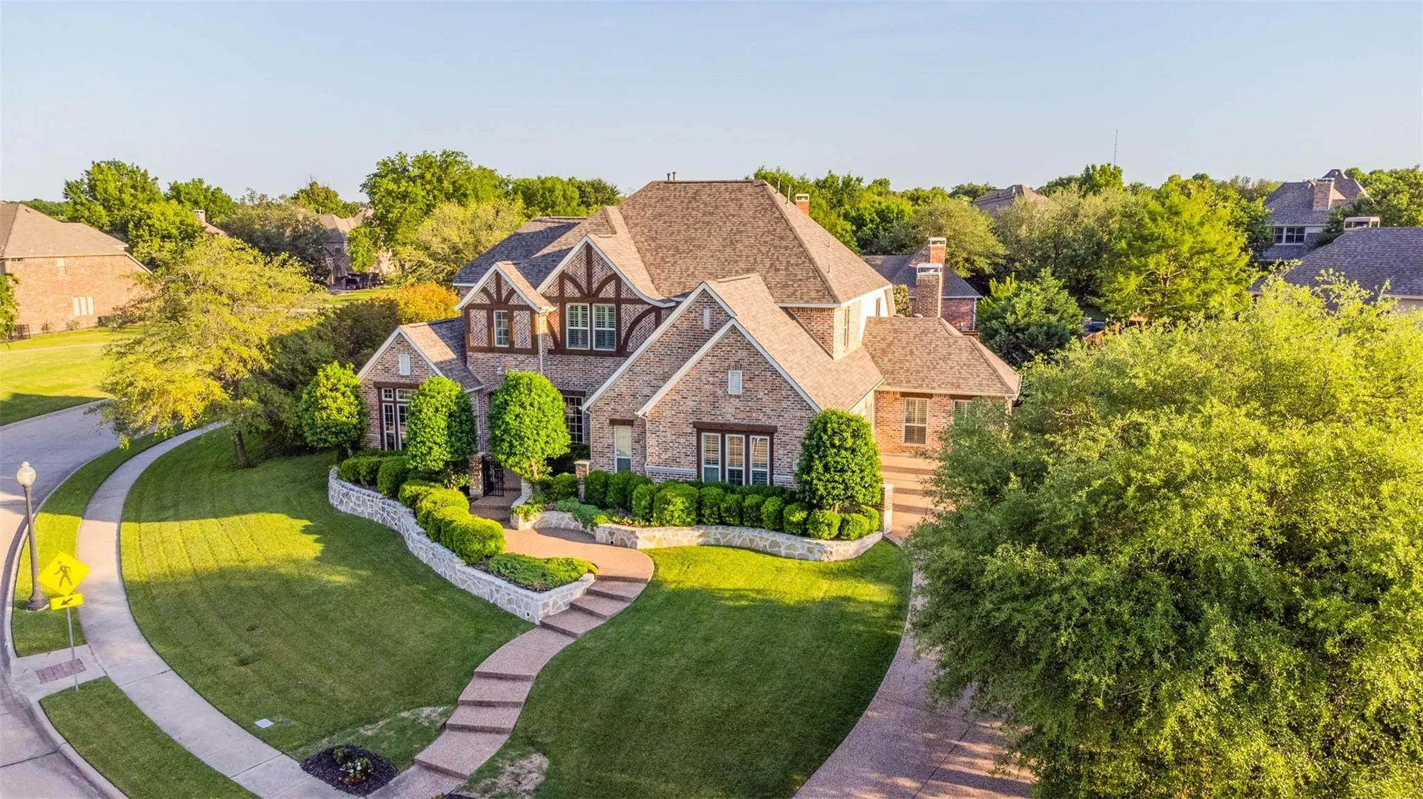 Single Family Residence For Sale in Collin County , 6705 Thorntree Drive, Mc Kinney, Texas 75072, 6 Bedroom, 6 Bathroom, 3 Garage spaces, 4,843 Sqft, built in 2004, mls#21354812, Real Estate Agent in Mc Kinney, Homes For Sale in Collin county, Homes For Sale in Mc Kinney, Realtor in Mc Kinney Texas, Real Estate Brokerage Independent Realty Texas, Luminita Cordes Realtor