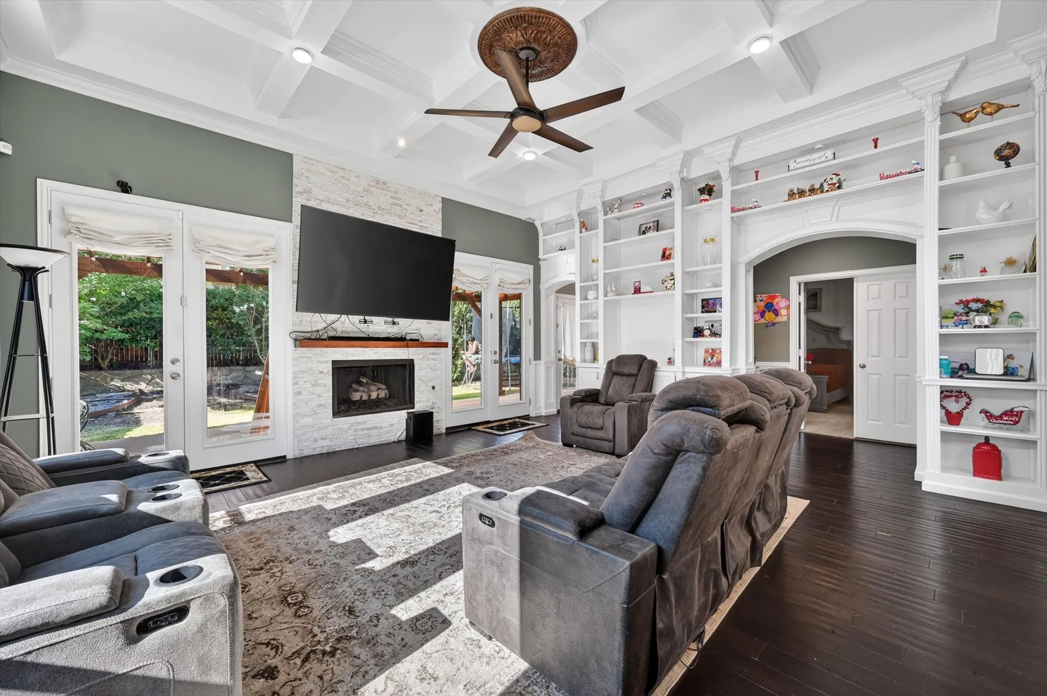 Single Family Residence For Rent in Tarrant County , 8136 Black Ash Drive, Fort Worth, Texas 76131, 4 Bedroom, 3 Bathroom, 2 Garage spaces, 2,846 Sqft, built in 2006, Price $3,200, mls#21354882, Real Estate Agent in Fort Worth, Homes For Rent in Tarrant county, Homes For Rent in Fort Worth, Realtor in Fort Worth Texas, Real Estate Brokerage Independent Realty Texas, Luminita Cordes Realtor