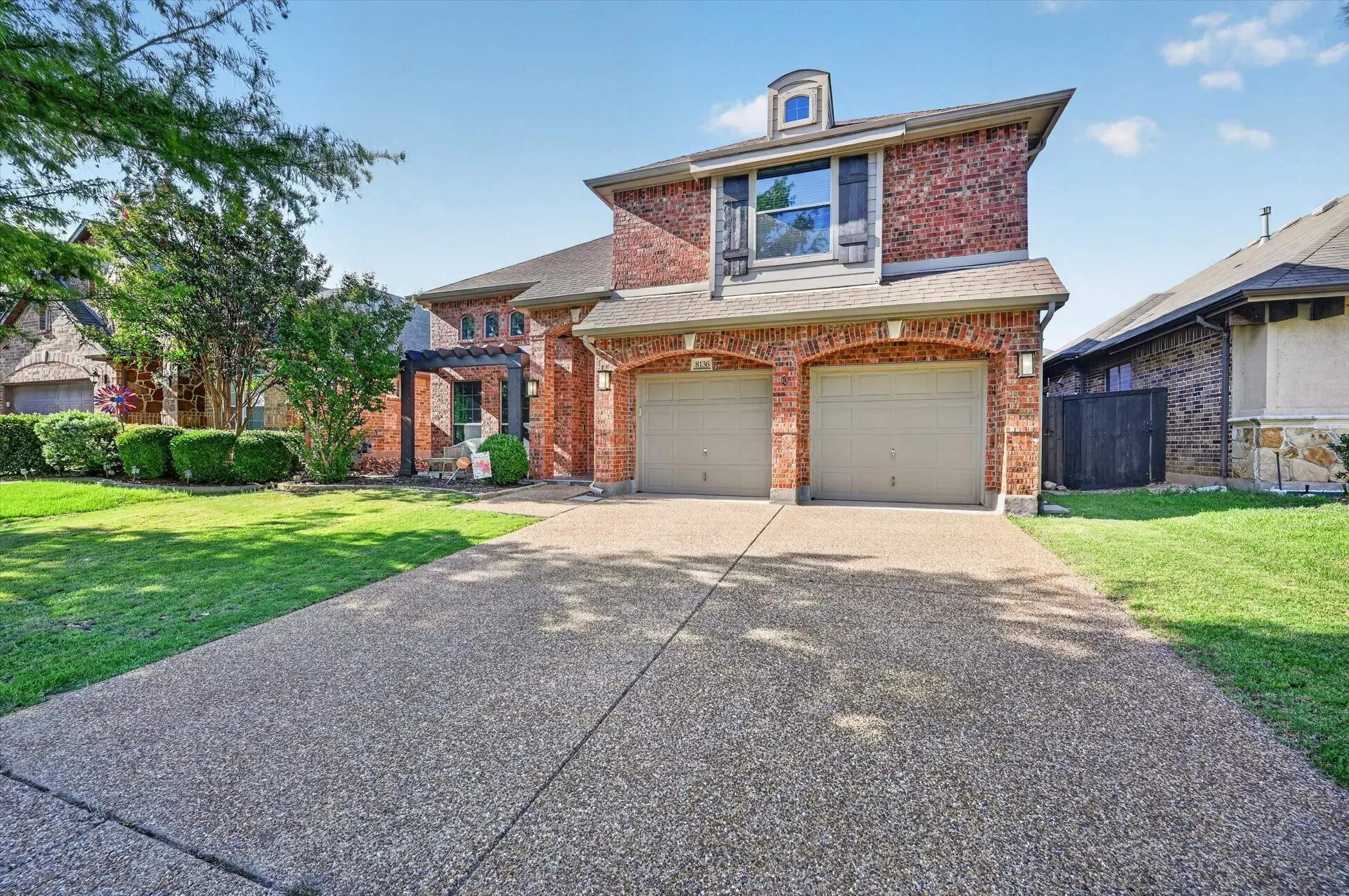 Single Family Residence For Rent in Tarrant County , 8136 Black Ash Drive, Fort Worth, Texas 76131, 4 Bedroom, 3 Bathroom, 2 Garage spaces, 2,846 Sqft, built in 2006, Price $3,200, mls#21354882, Real Estate Agent in Fort Worth, Homes For Rent in Tarrant county, Homes For Rent in Fort Worth, Realtor in Fort Worth Texas, Real Estate Brokerage Independent Realty Texas, Luminita Cordes Realtor