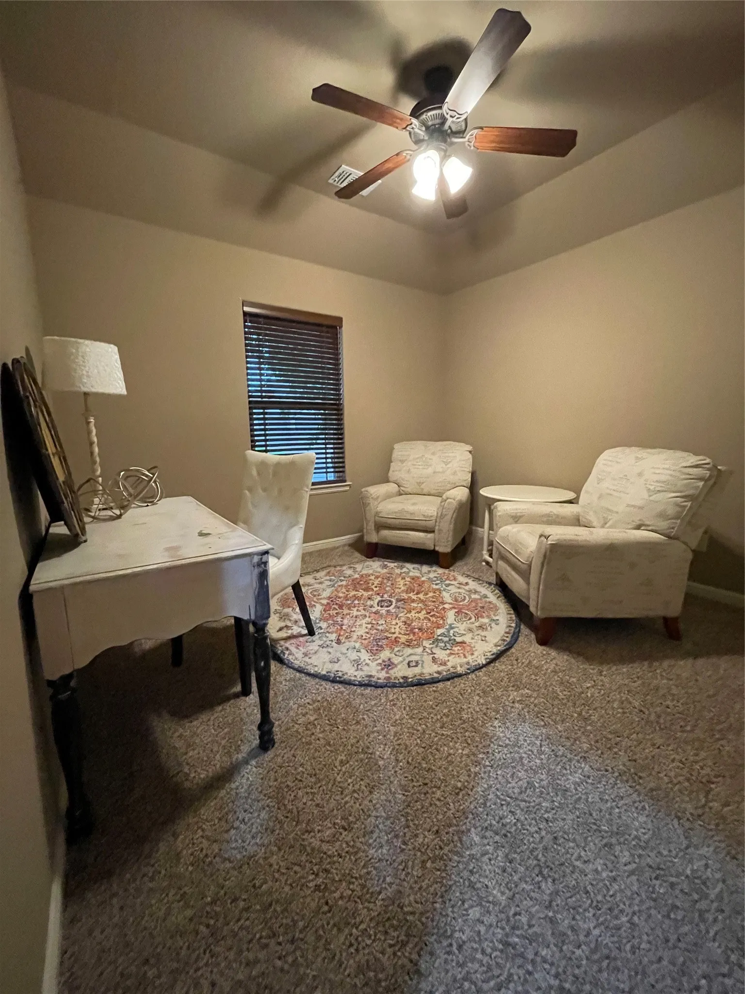 Single Family Residence For Sale in Hood County , 1407 Lauren Lane, Granbury, Texas 76048, 4 Bedroom, 2 Bathroom, 2 Garage spaces, 1,624 Sqft, built in 2016, mls#21352873, Real Estate Agent in Granbury, Homes For Sale in Hood county, Homes For Sale in Granbury, Realtor in Granbury Texas, Real Estate Brokerage Independent Realty Texas, Luminita Cordes Realtor