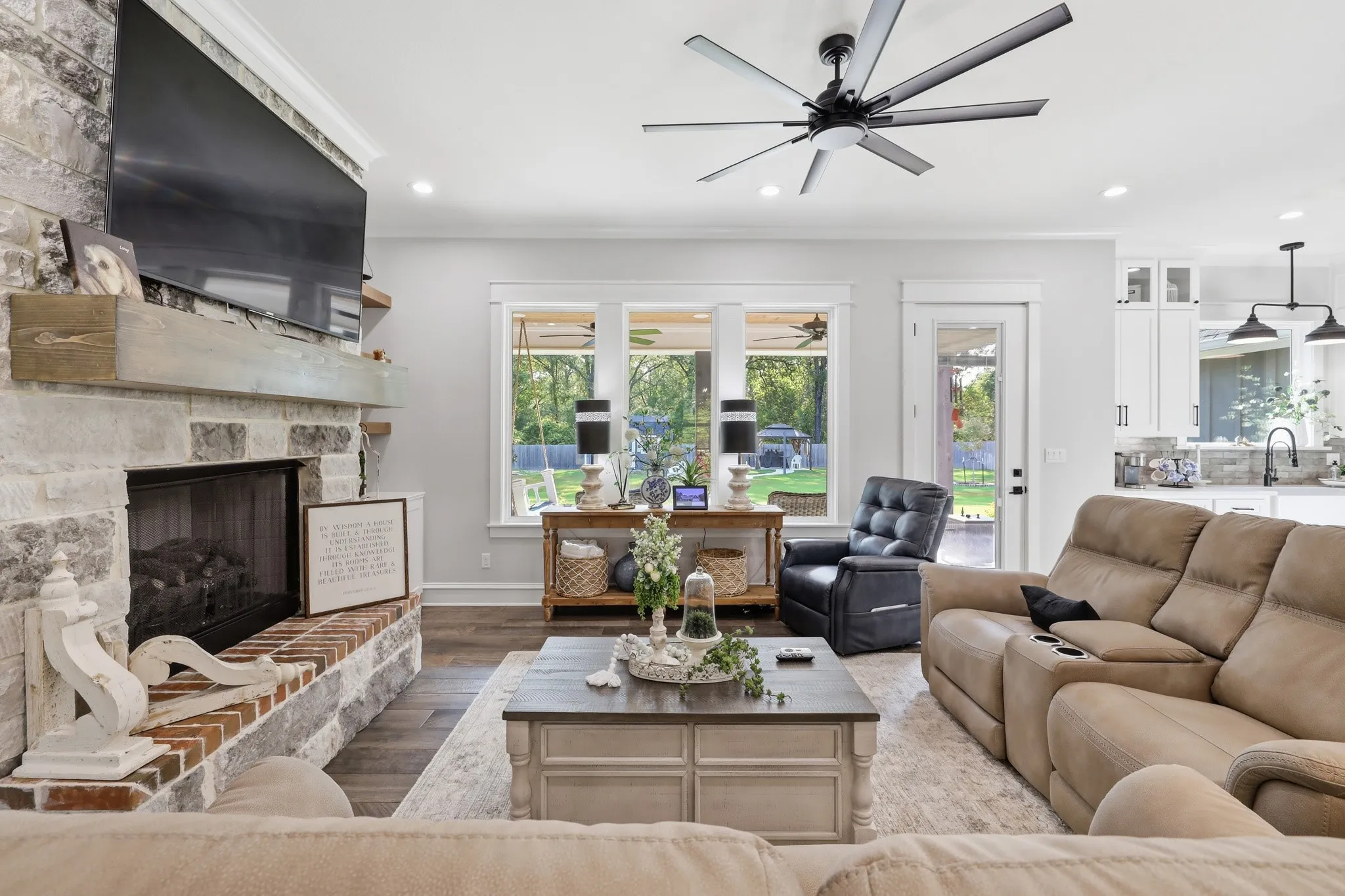 Single Family Residence For Sale in Wood County , 221 Private Road 6235 2320, Mineola, Texas 75773, 3 Bedroom, 2 Bathroom, 2 Garage spaces, 1,952 Sqft, built in 2024, mls#21354868, Real Estate Agent in Mineola, Homes For Sale in Wood county, Homes For Sale in Mineola, Realtor in Mineola Texas, Real Estate Brokerage Independent Realty Texas, Luminita Cordes Realtor