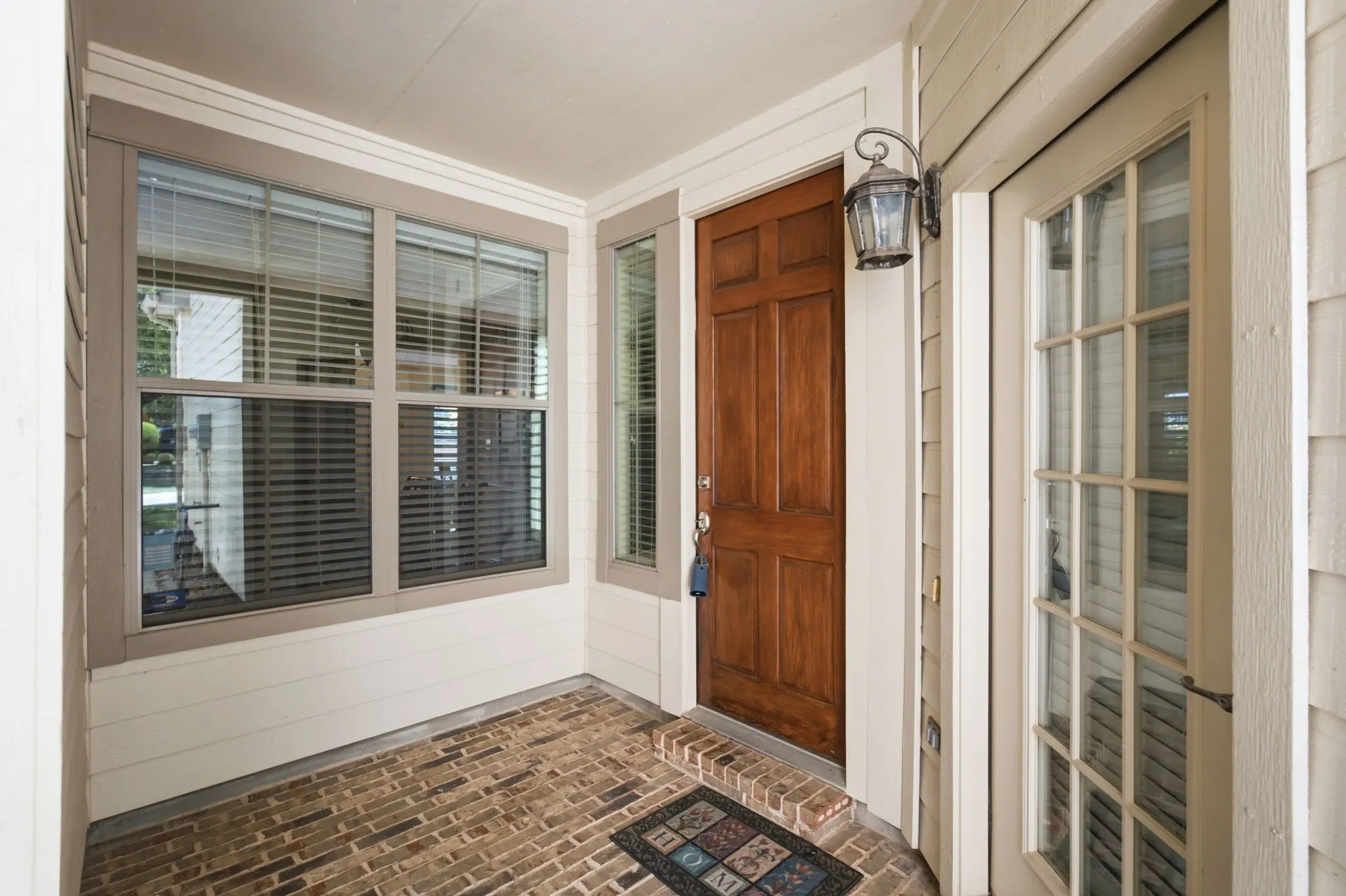 Townhouse For Sale in Collin County , 703 Chestnuthill Drive, Allen, Texas 75013, 3 Bedroom, 3 Bathroom, 2 Garage spaces, 1,898 Sqft, built in 2007, mls#21354892, Real Estate Agent in Allen, Homes For Sale in Collin county, Homes For Sale in Allen, Realtor in Allen Texas, Real Estate Brokerage Independent Realty Texas, Luminita Cordes Realtor