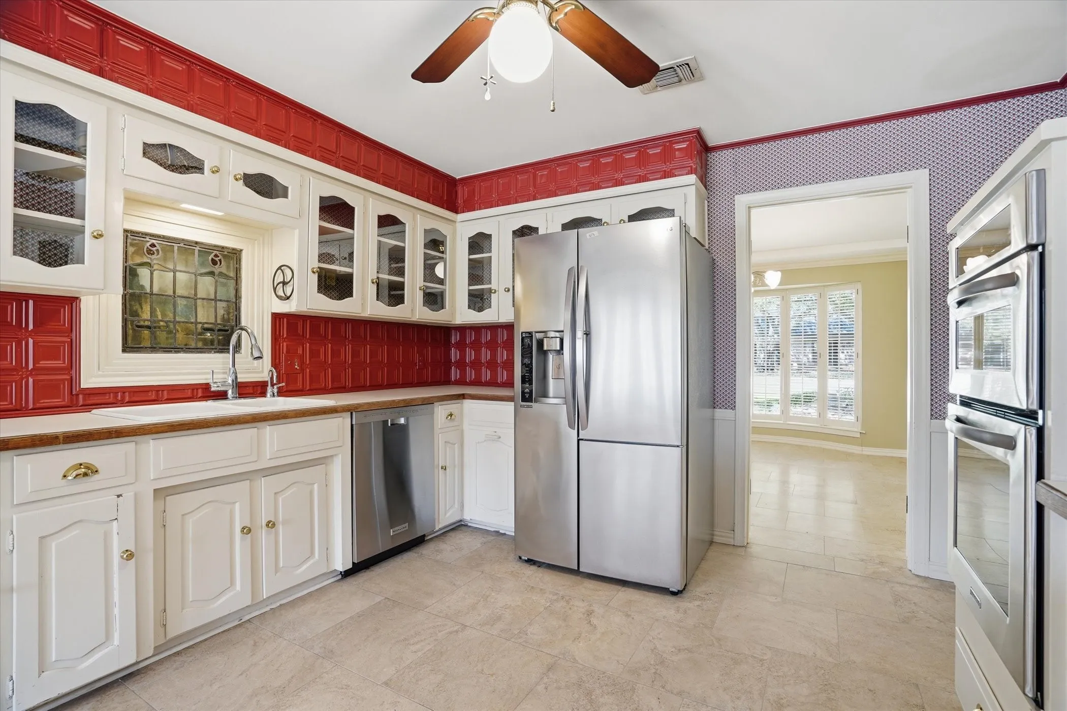 Single Family Residence For Sale in Tarrant County , 4201 Winding Way, Benbrook, Texas 76126, 4 Bedroom, 3 Bathroom, 2 Garage spaces, 3,005 Sqft, built in 1971, mls#21354856, Real Estate Agent in Benbrook, Homes For Sale in Tarrant county, Homes For Sale in Benbrook, Realtor in Benbrook Texas, Real Estate Brokerage Independent Realty Texas, Luminita Cordes Realtor