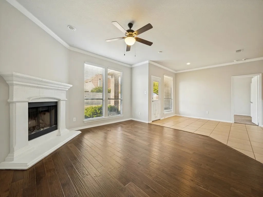 Single Family Residence For Rent in Denton County , 3213 Hornbeam Street, Denton, Texas 76226, 3 Bedroom, 2 Bathroom, 2 Garage spaces, 1,872 Sqft, built in 2008, mls#21354896, Real Estate Agent in Denton, Homes For Rent in Denton county, Homes For Rent in Denton, Realtor in Denton Texas, Real Estate Brokerage Independent Realty Texas, Luminita Cordes Realtor
