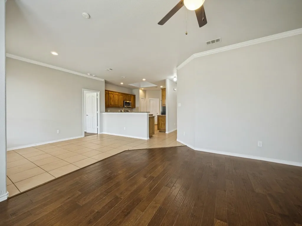 Single Family Residence For Rent in Denton County , 3213 Hornbeam Street, Denton, Texas 76226, 3 Bedroom, 2 Bathroom, 2 Garage spaces, 1,872 Sqft, built in 2008, mls#21354896, Real Estate Agent in Denton, Homes For Rent in Denton county, Homes For Rent in Denton, Realtor in Denton Texas, Real Estate Brokerage Independent Realty Texas, Luminita Cordes Realtor