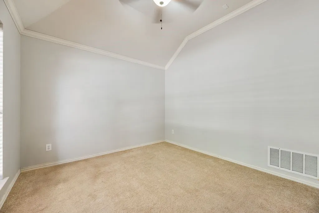 Single Family Residence For Rent in Denton County , 2517 Indian Hills Drive, Little Elm, Texas 75068, 3 Bedroom, 3 Bathroom, 2 Garage spaces, 1,996 Sqft, built in 2003, Price $2,400, mls#21338034, Real Estate Agent in Little Elm, Homes For Rent in Denton county, Homes For Rent in Little Elm, Realtor in Little Elm Texas, Real Estate Brokerage Independent Realty Texas, Luminita Cordes Realtor