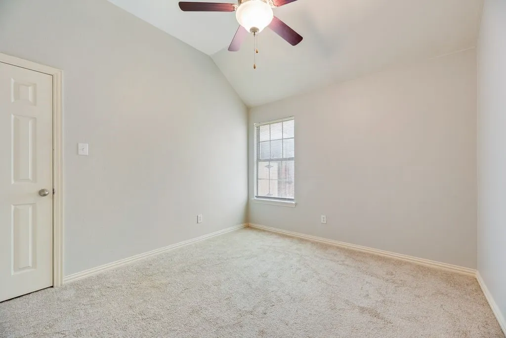 Single Family Residence For Rent in Denton County , 2517 Indian Hills Drive, Little Elm, Texas 75068, 3 Bedroom, 3 Bathroom, 2 Garage spaces, 1,996 Sqft, built in 2003, Price $2,400, mls#21338034, Real Estate Agent in Little Elm, Homes For Rent in Denton county, Homes For Rent in Little Elm, Realtor in Little Elm Texas, Real Estate Brokerage Independent Realty Texas, Luminita Cordes Realtor