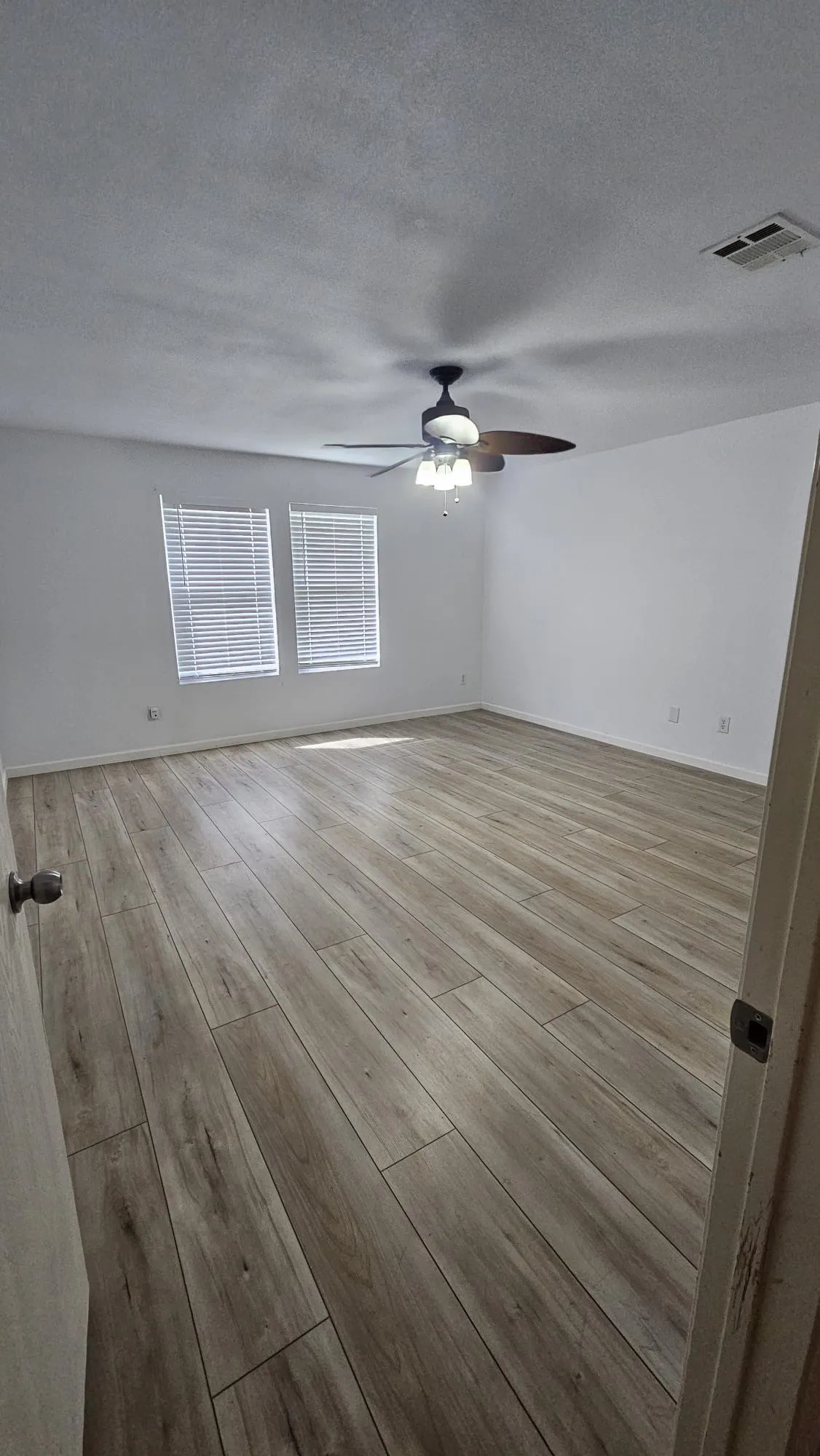 Single Family Residence For Rent in Collin County , 9608 George Washington Drive, Mc Kinney, Texas 75072, 3 Bedroom, 2 Bathroom, 2 Garage spaces, 1,602 Sqft, built in 2004, mls#21354904, Real Estate Agent in Mc Kinney, Homes For Rent in Collin county, Homes For Rent in Mc Kinney, Realtor in Mc Kinney Texas, Real Estate Brokerage Independent Realty Texas, Luminita Cordes Realtor