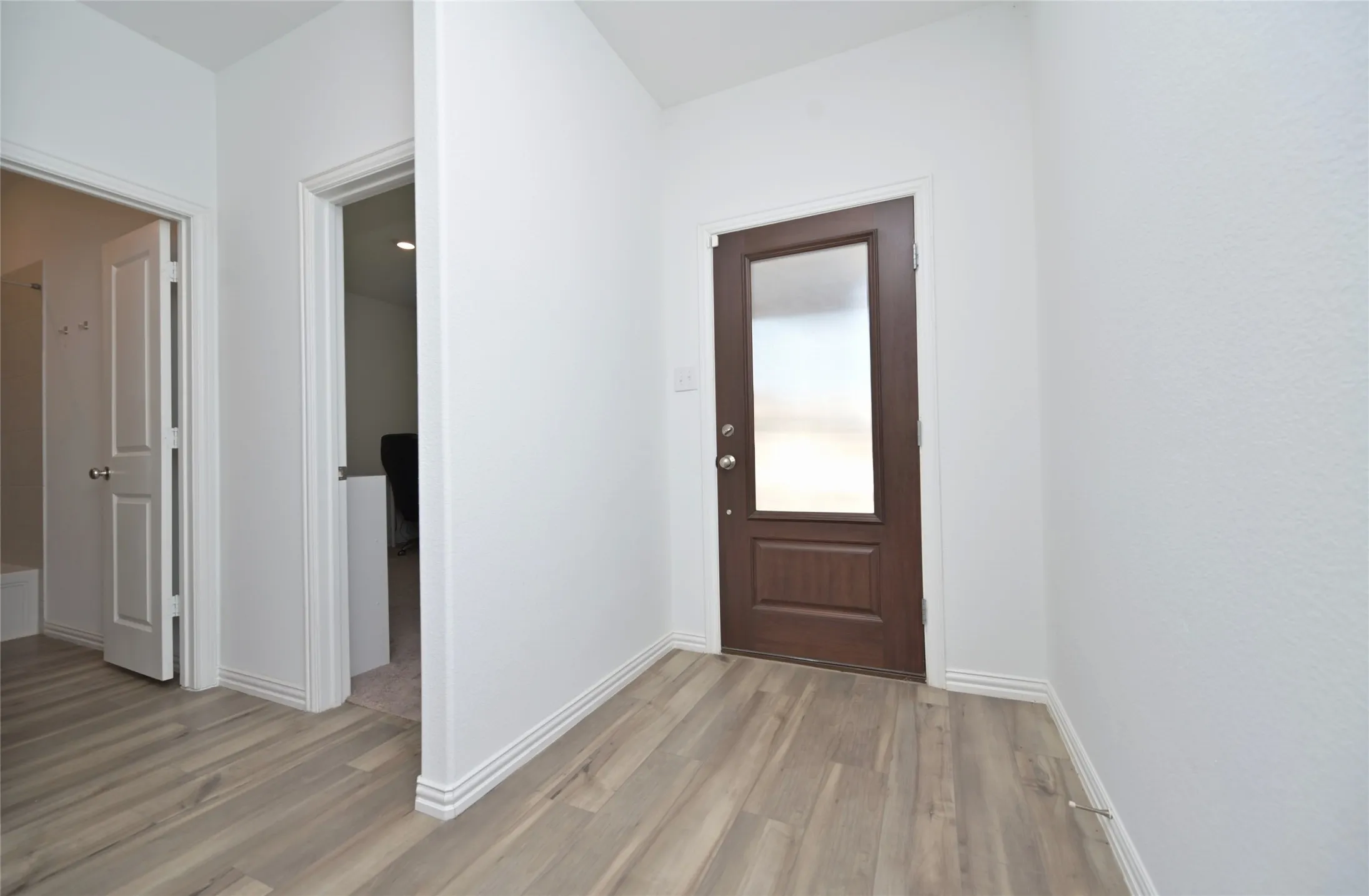 Single Family Residence For Sale in Denton County , 14853 Holster Trail, Fort Worth, Texas 76052, 3 Bedroom, 2 Bathroom, 2 Garage spaces, 1,601 Sqft, built in 2022, mls#21351756, Real Estate Agent in Fort Worth, Homes For Sale in Denton county, Homes For Sale in Fort Worth, Realtor in Fort Worth Texas, Real Estate Brokerage Independent Realty Texas, Luminita Cordes Realtor