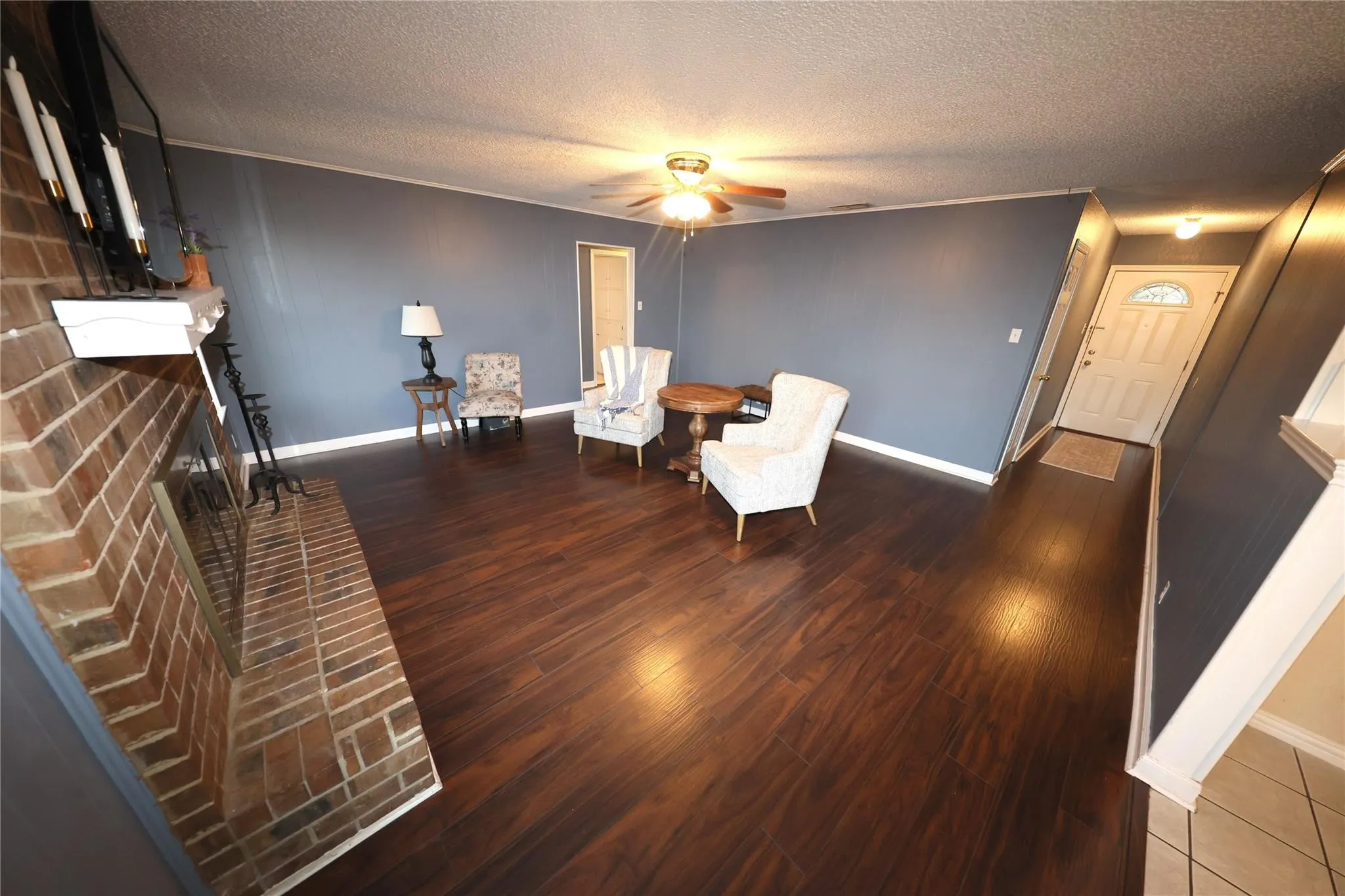 Single Family Residence For Sale in Johnson County , 2204 Towne North Drive, Cleburne, Texas 76033, 3 Bedroom, 2 Bathroom, 2 Garage spaces, 1,527 Sqft, built in 1977, Price $265,000, mls#21354911, Real Estate Agent in Cleburne, Homes For Sale in Johnson county, Homes For Sale in Cleburne, Realtor in Cleburne Texas, Real Estate Brokerage Independent Realty Texas, Luminita Cordes Realtor