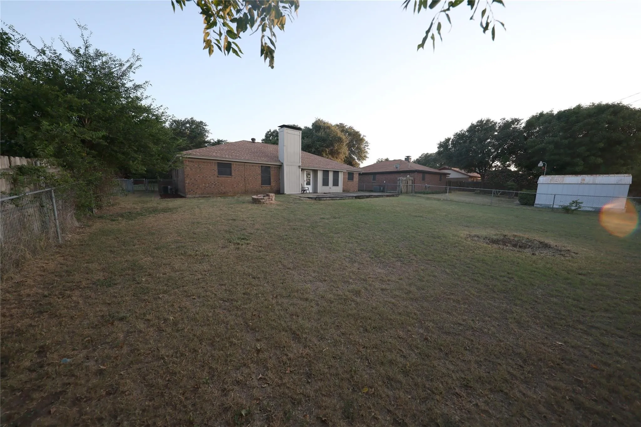 Single Family Residence For Sale in Johnson County , 2204 Towne North Drive, Cleburne, Texas 76033, 3 Bedroom, 2 Bathroom, 2 Garage spaces, 1,527 Sqft, built in 1977, Price $265,000, mls#21354911, Real Estate Agent in Cleburne, Homes For Sale in Johnson county, Homes For Sale in Cleburne, Realtor in Cleburne Texas, Real Estate Brokerage Independent Realty Texas, Luminita Cordes Realtor