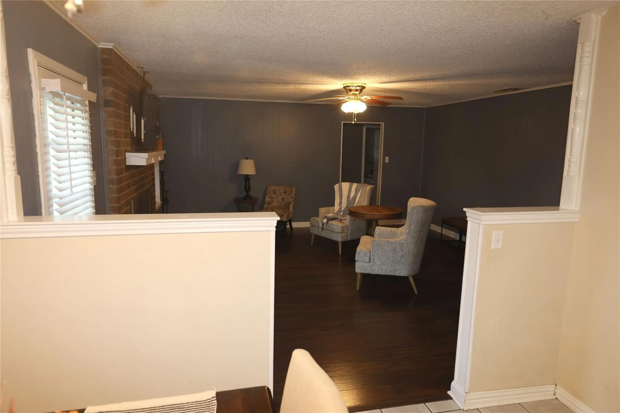 Single Family Residence For Sale in Johnson County , 2204 Towne North Drive, Cleburne, Texas 76033, 3 Bedroom, 2 Bathroom, 2 Garage spaces, 1,527 Sqft, built in 1977, Price $265,000, mls#21354911, Real Estate Agent in Cleburne, Homes For Sale in Johnson county, Homes For Sale in Cleburne, Realtor in Cleburne Texas, Real Estate Brokerage Independent Realty Texas, Luminita Cordes Realtor