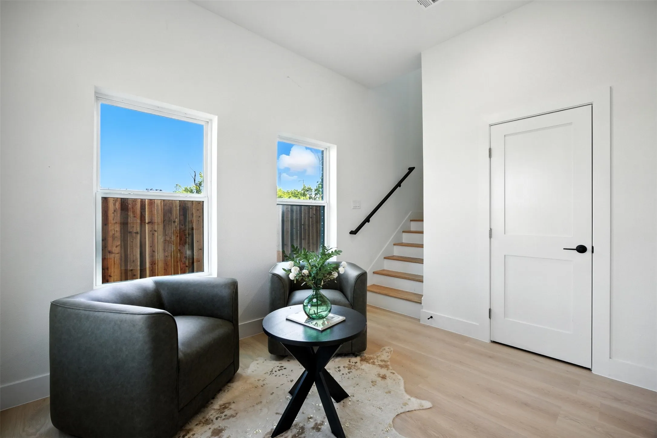 Townhouse For Rent in Dallas County , 312 N Lancaster Avenue 1, Dallas, Texas 75203, 3 Bedroom, 4 Bathroom, 2 Garage spaces, 1,941 Sqft, built in 2025, Price $3,100, mls#21353907, Real Estate Agent in Dallas, Homes For Rent in Dallas county, Homes For Rent in Dallas, Realtor in Dallas Texas, Real Estate Brokerage Independent Realty Texas, Luminita Cordes Realtor