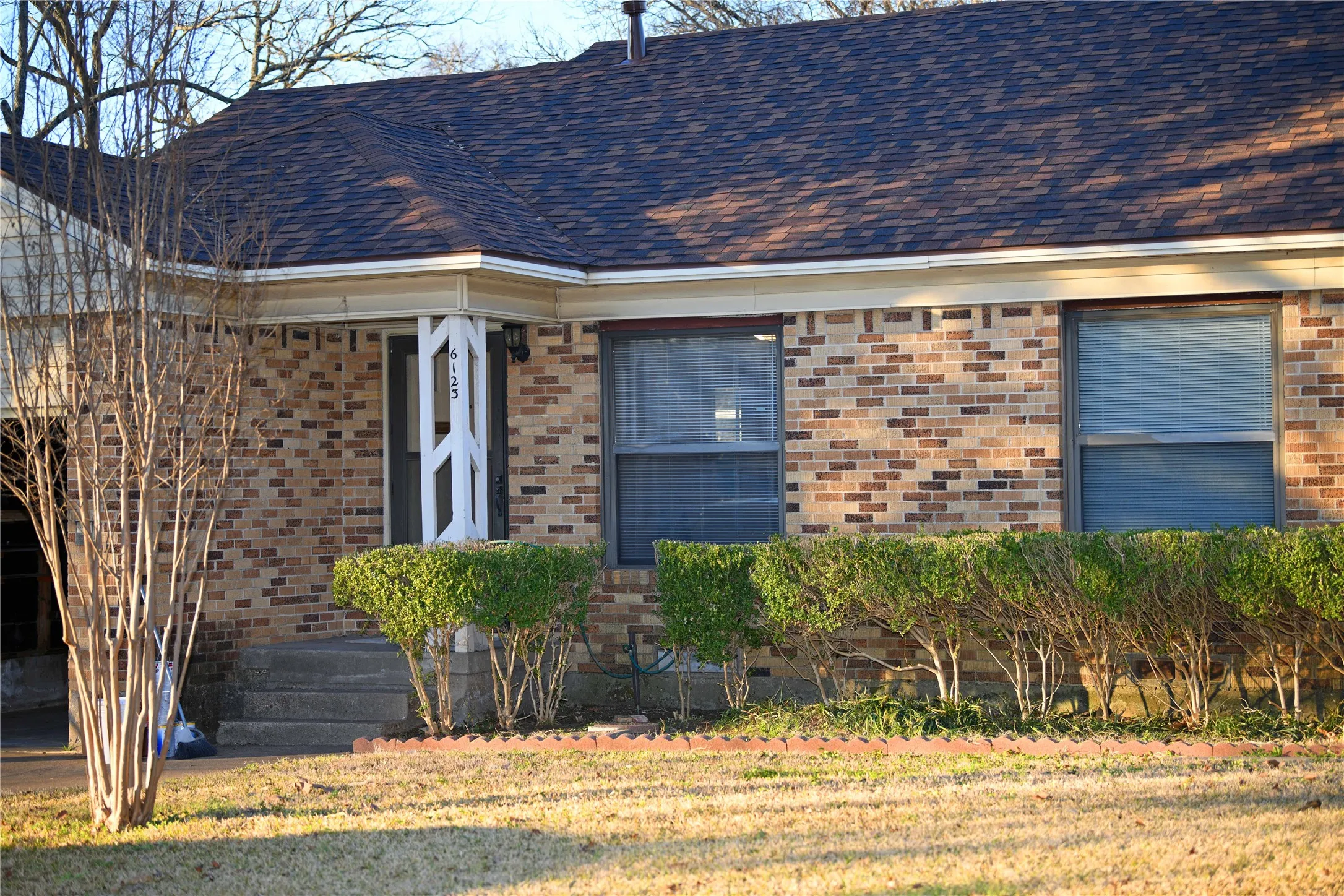 Single Family Residence For Rent in Dallas County , 6123 Belgrade Avenue, Dallas, Texas 75227, 3 Bedroom, 1 Bathroom, 1 Garage spaces, 1,210 Sqft, built in 1948, mls#21354916, Real Estate Agent in Dallas, Homes For Rent in Dallas county, Homes For Rent in Dallas, Realtor in Dallas Texas, Real Estate Brokerage Independent Realty Texas, Luminita Cordes Realtor