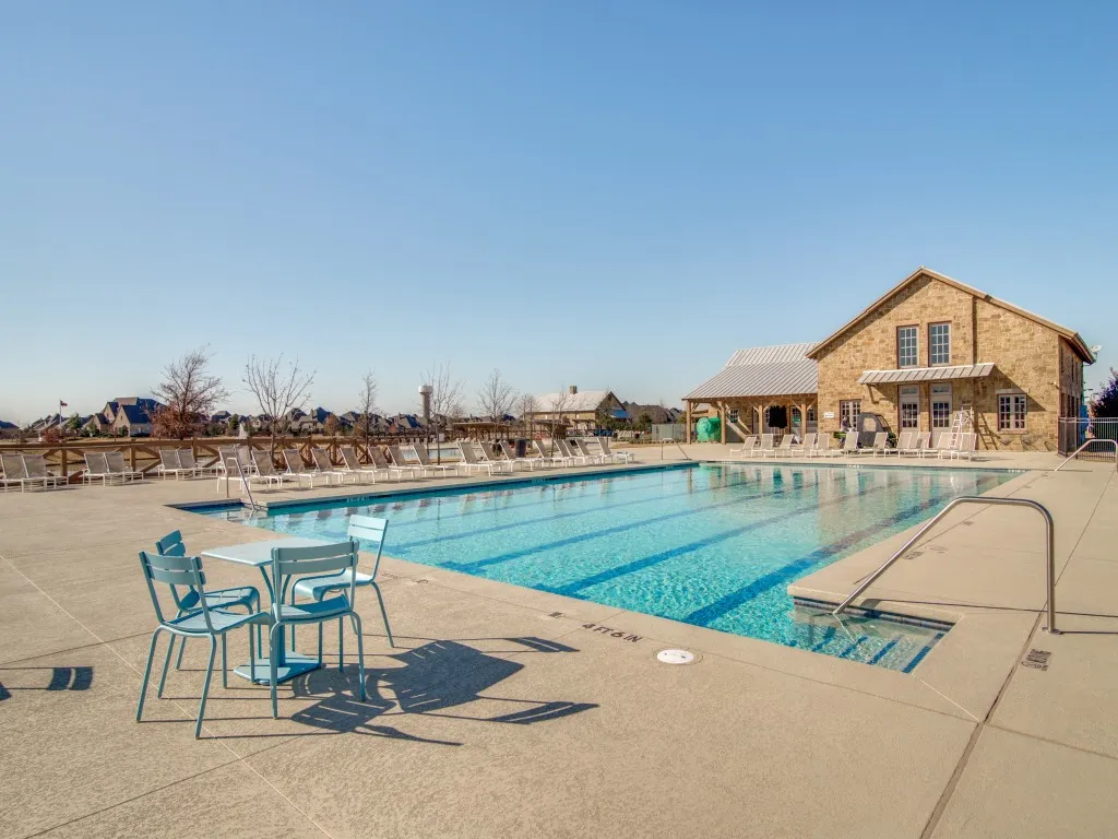 Single Family Residence For Sale in Collin County , 621 Hummingbird Drive, Celina, Texas 75009, 5 Bedroom, 3 Bathroom, 2 Garage spaces, 2,771 Sqft, built in 2022, mls#21347068, Real Estate Agent in Celina, Homes For Sale in Collin county, Homes For Sale in Celina, Realtor in Celina Texas, Real Estate Brokerage Independent Realty Texas, Luminita Cordes Realtor
