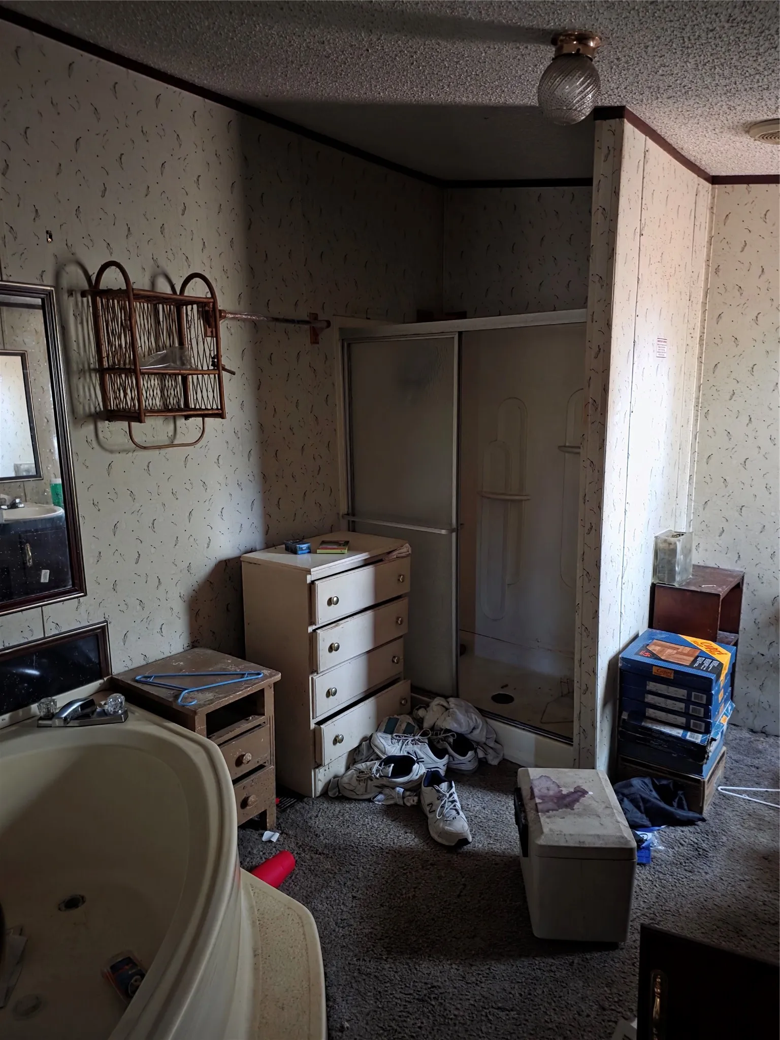 Manufactured Home For Sale in Hunt County , 1687 Northshore Road, Hawk Cove, Texas 75474, 3 Bedroom, 2 Bathroom, Garage spaces, 1,248 Sqft, built in 2000, mls#21354919, Real Estate Agent in Hawk Cove, Homes For Sale in Hunt county, Homes For Sale in Hawk Cove, Realtor in Hawk Cove Texas, Real Estate Brokerage Independent Realty Texas, Luminita Cordes Realtor