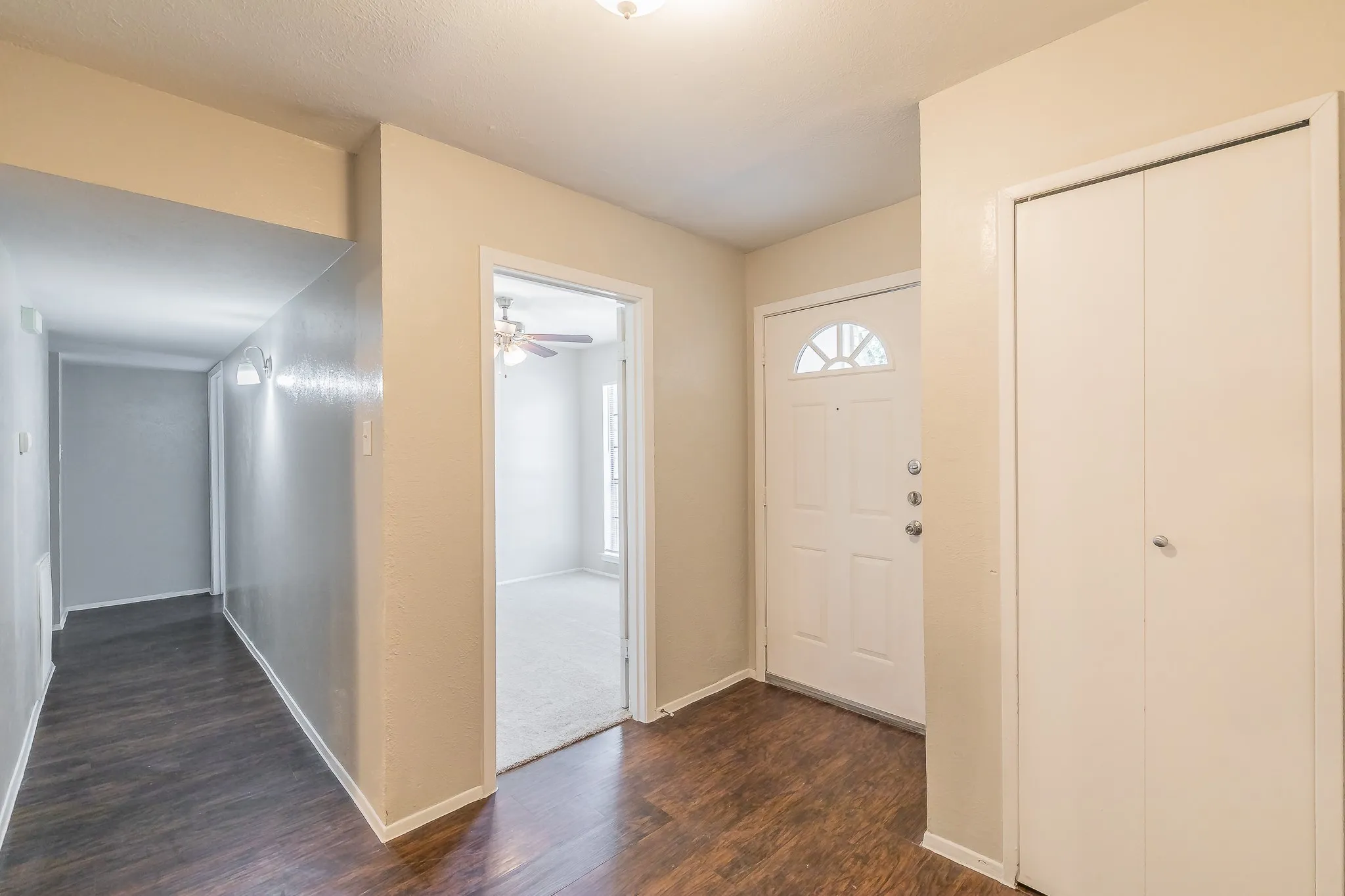 Single Family Residence For Sale in Tarrant County , 2817 Eddie Place, Fort Worth, Texas 76140, 3 Bedroom, 2 Bathroom, 2 Garage spaces, 1,153 Sqft, built in 1978, mls#21353483, Real Estate Agent in Fort Worth, Homes For Sale in Tarrant county, Homes For Sale in Fort Worth, Realtor in Fort Worth Texas, Real Estate Brokerage Independent Realty Texas, Luminita Cordes Realtor