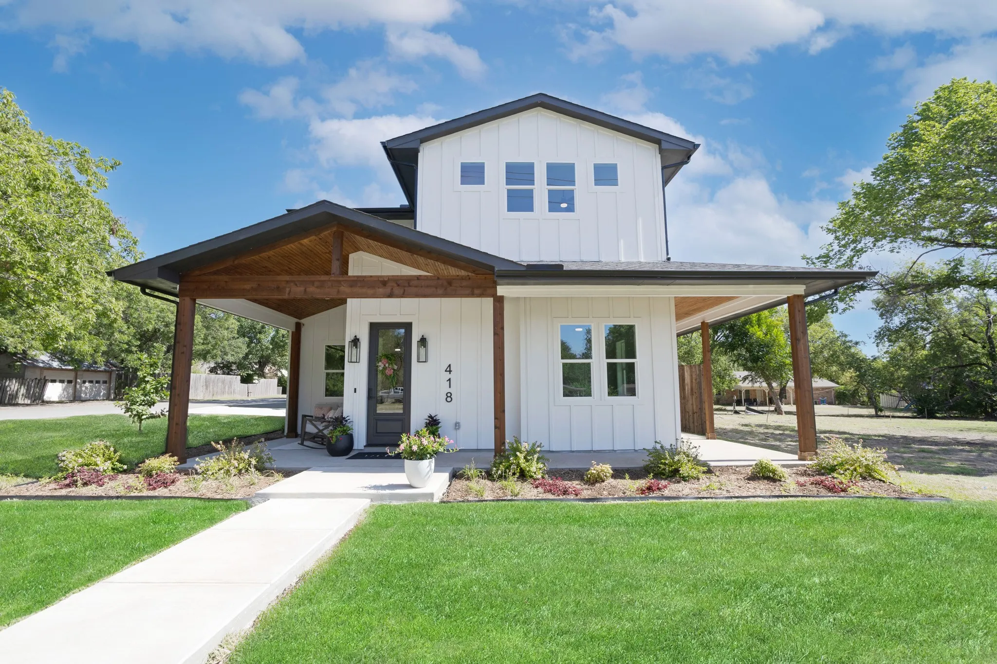 Single Family Residence For Sale in Denton County , 418 W 4th Street, Justin, Texas 76247, 4 Bedroom, 3 Bathroom, 2 Garage spaces, 2,436 Sqft, built in 2025, mls#21354930, Real Estate Agent in Justin, Homes For Sale in Denton county, Homes For Sale in Justin, Realtor in Justin Texas, Real Estate Brokerage Independent Realty Texas, Luminita Cordes Realtor