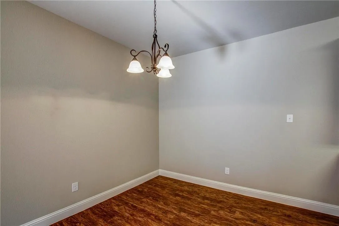 Duplex For Rent in Tarrant County , 416 Canvas Court, Crowley, Texas 76036, 2 Bedroom, 2 Bathroom, 2 Garage spaces, 1,066 Sqft, built in 2015, mls#21354917, Real Estate Agent in Crowley, Homes For Rent in Tarrant county, Homes For Rent in Crowley, Realtor in Crowley Texas, Real Estate Brokerage Independent Realty Texas, Luminita Cordes Realtor