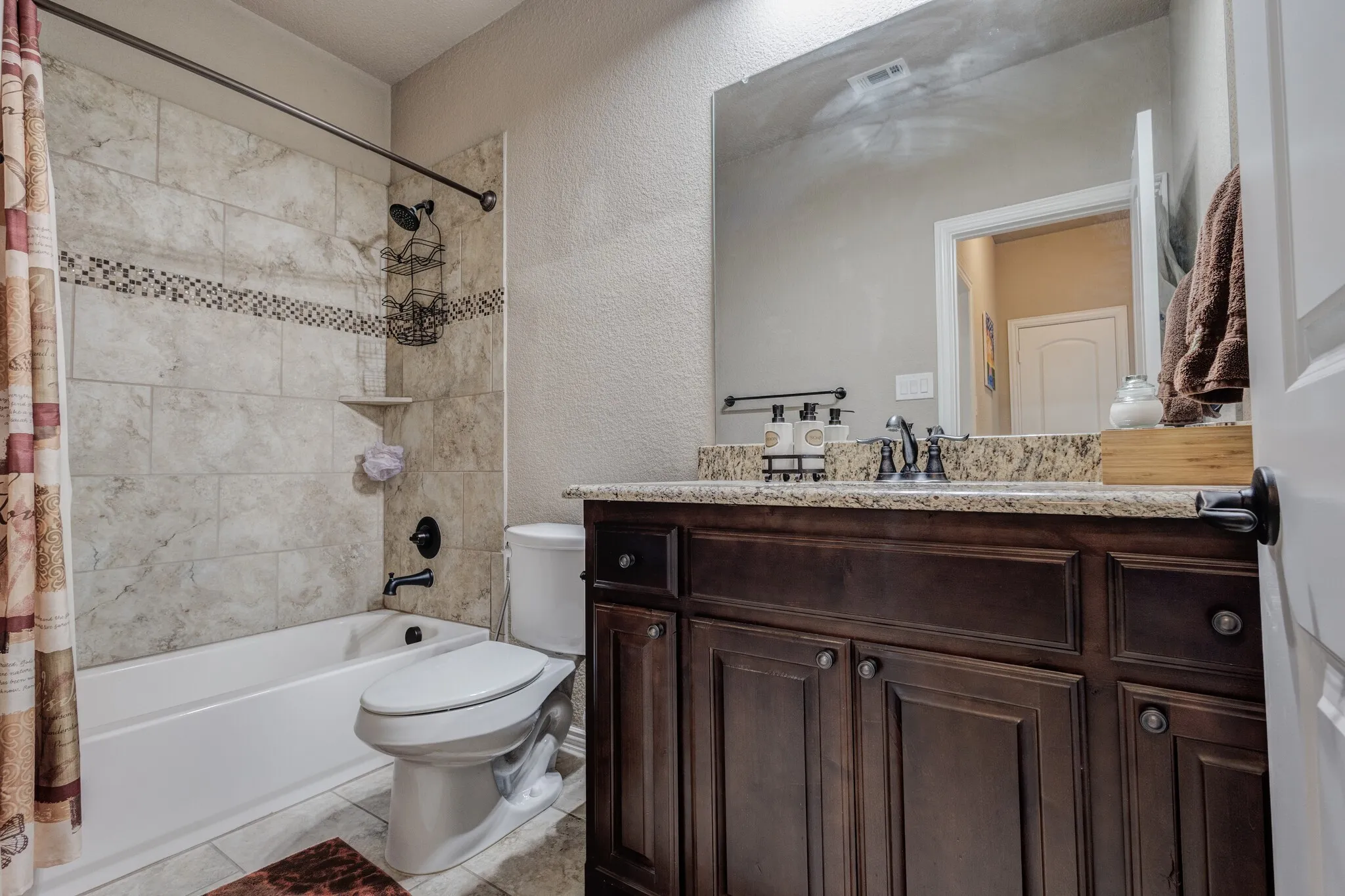 Single Family Residence For Rent in Collin County , 6441 Teabridge Drive, Plano, Texas 75074, 4 Bedroom, 3 Bathroom, 2 Garage spaces, 3,038 Sqft, built in 2016, mls#21354936, Real Estate Agent in Plano, Homes For Rent in Collin county, Homes For Rent in Plano, Realtor in Plano Texas, Real Estate Brokerage Independent Realty Texas, Luminita Cordes Realtor