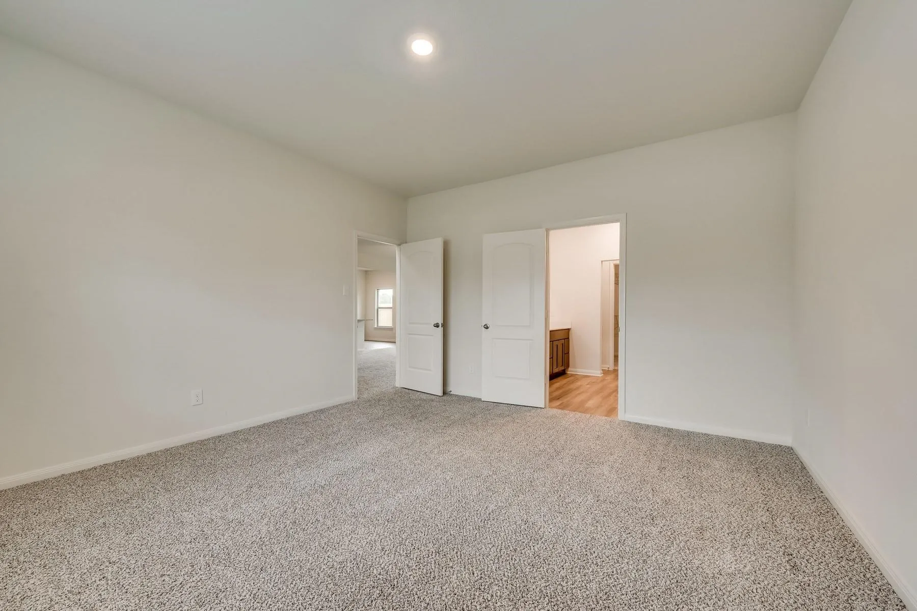 Single Family Residence For Rent in Dallas County , 644 aqueduct Drive, Seagoville, Texas 75159, 4 Bedroom, 3 Bathroom, 2 Garage spaces, 2,588 Sqft, built in 2021, mls#21354943, Real Estate Agent in Seagoville, Homes For Rent in Dallas county, Homes For Rent in Seagoville, Realtor in Seagoville Texas, Real Estate Brokerage Independent Realty Texas, Luminita Cordes Realtor