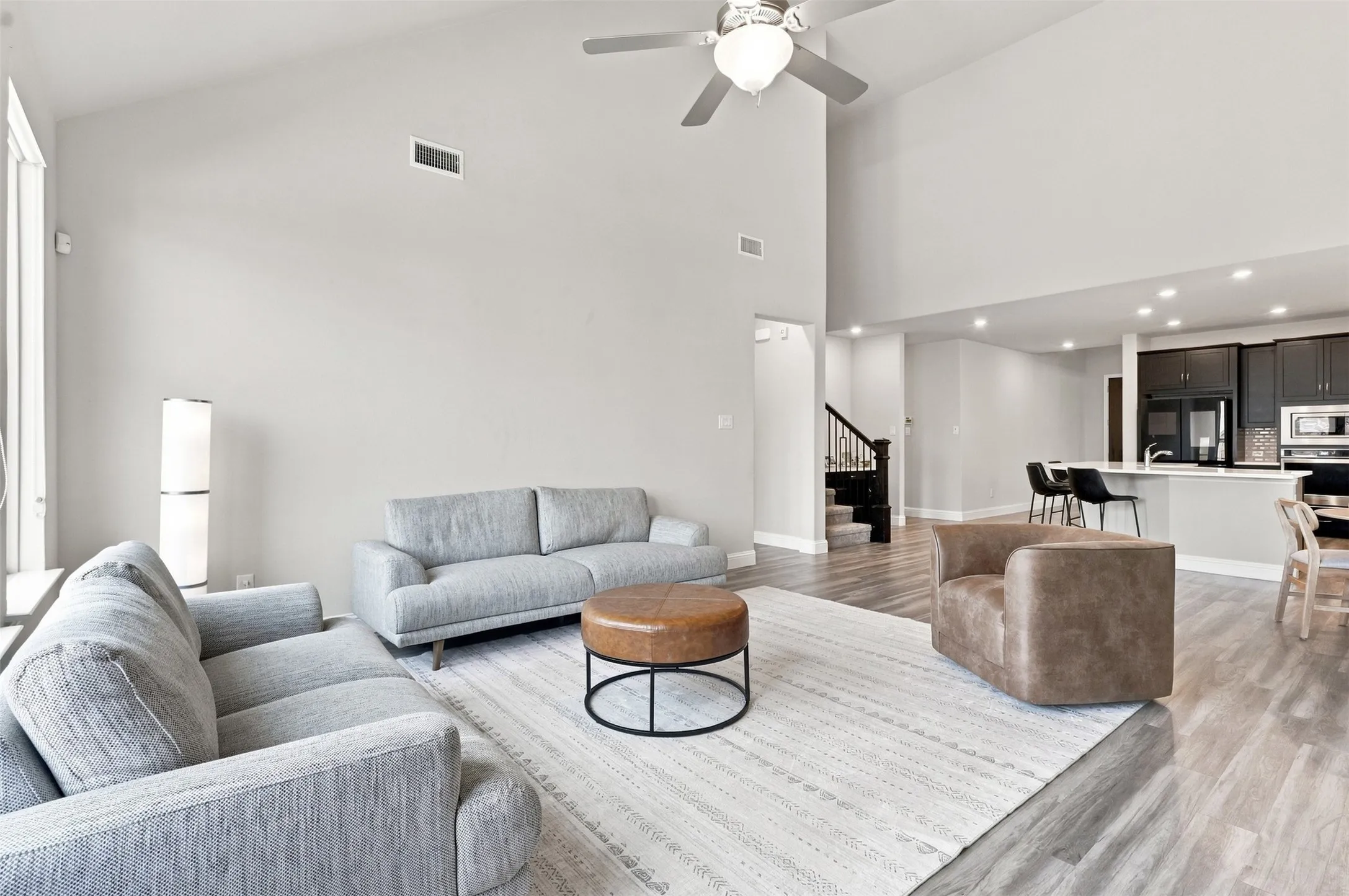 Single Family Residence For Sale in Collin County , 2370 Canary Grass Lane, Prosper, Texas 75078, 4 Bedroom, 4 Bathroom, 2 Garage spaces, 2,870 Sqft, built in 2019, mls#21354785, Real Estate Agent in Prosper, Homes For Sale in Collin county, Homes For Sale in Prosper, Realtor in Prosper Texas, Real Estate Brokerage Independent Realty Texas, Luminita Cordes Realtor