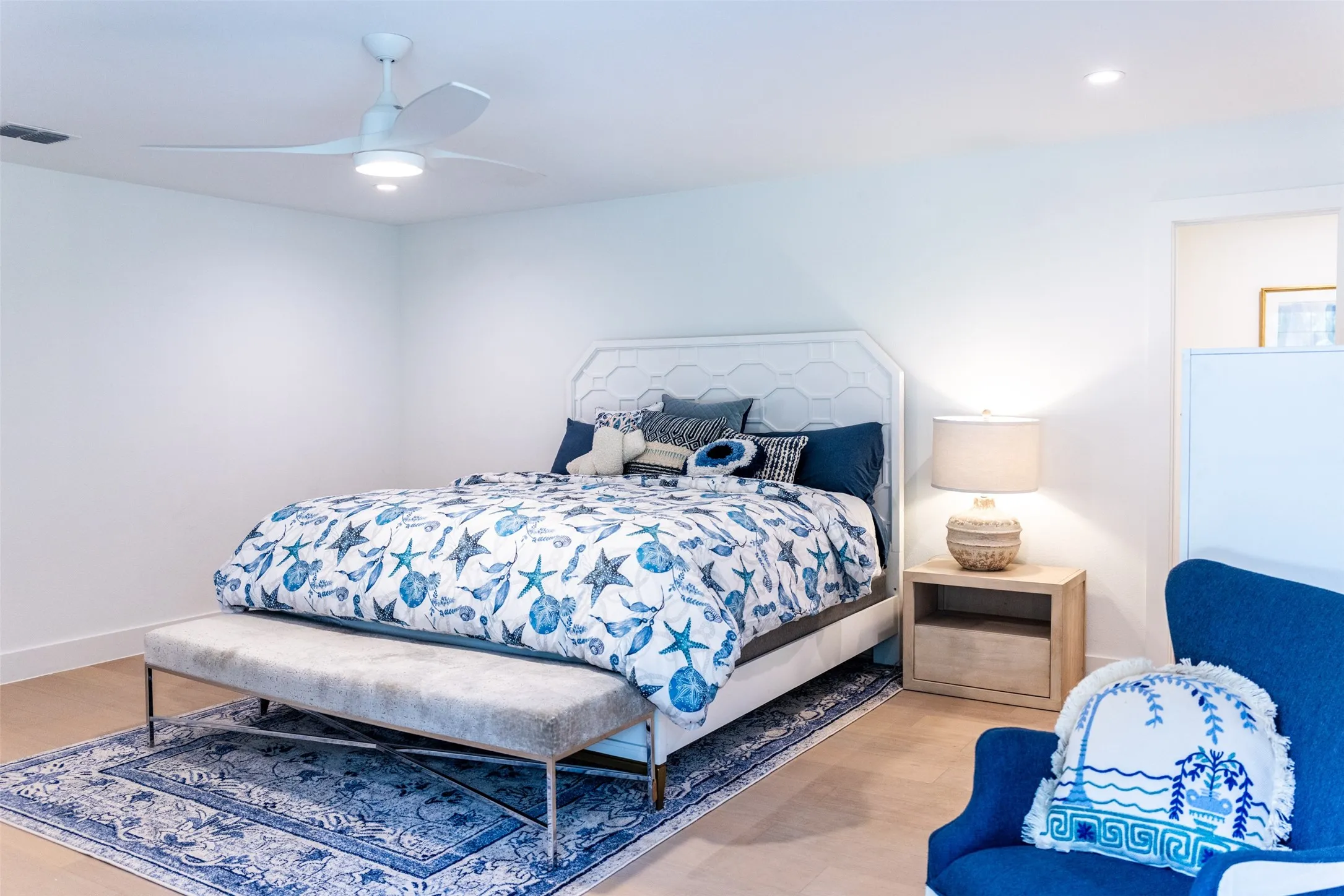 Single Family Residence For Rent in Tarrant County , 1223 Ridgewood Circle, Southlake, Texas 76092, 4 Bedroom, 4 Bathroom, 2 Garage spaces, 3,200 Sqft, built in 2023, mls#21355002, Real Estate Agent in Southlake, Homes For Rent in Tarrant county, Homes For Rent in Southlake, Realtor in Southlake Texas, Real Estate Brokerage Independent Realty Texas, Luminita Cordes Realtor