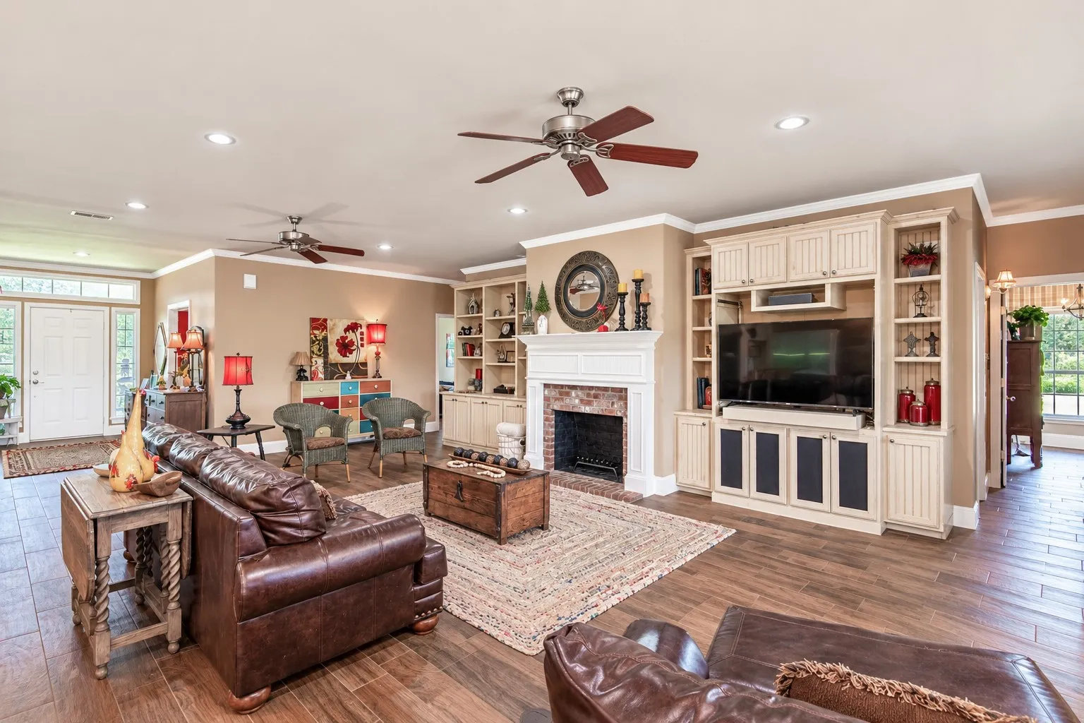 Farm For Sale in Smith County , 22710 CR 121, Bullard, Texas 75757, 3 Bedroom, 3 Bathroom, 2 Garage spaces, 2,877 Sqft, built in 2004, mls#21347063, Real Estate Agent in Bullard, Homes For Sale in Smith county, Homes For Sale in Bullard, Realtor in Bullard Texas, Real Estate Brokerage Independent Realty Texas, Luminita Cordes Realtor