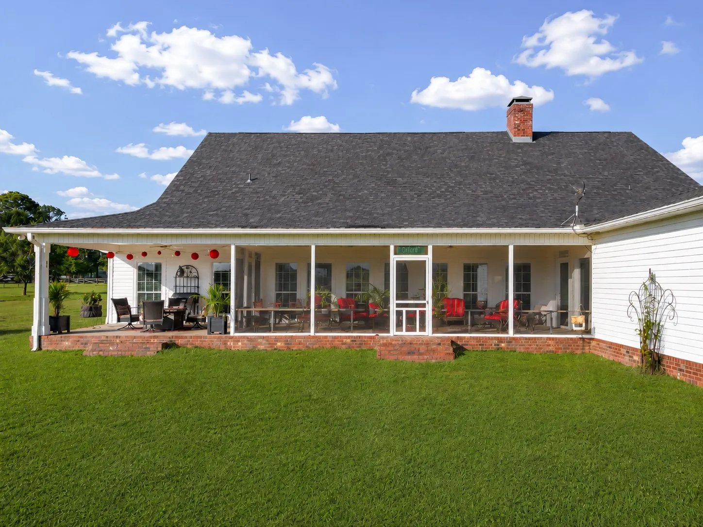 Farm For Sale in Smith County , 22710 CR 121, Bullard, Texas 75757, 3 Bedroom, 3 Bathroom, 2 Garage spaces, 2,877 Sqft, built in 2004, mls#21347063, Real Estate Agent in Bullard, Homes For Sale in Smith county, Homes For Sale in Bullard, Realtor in Bullard Texas, Real Estate Brokerage Independent Realty Texas, Luminita Cordes Realtor