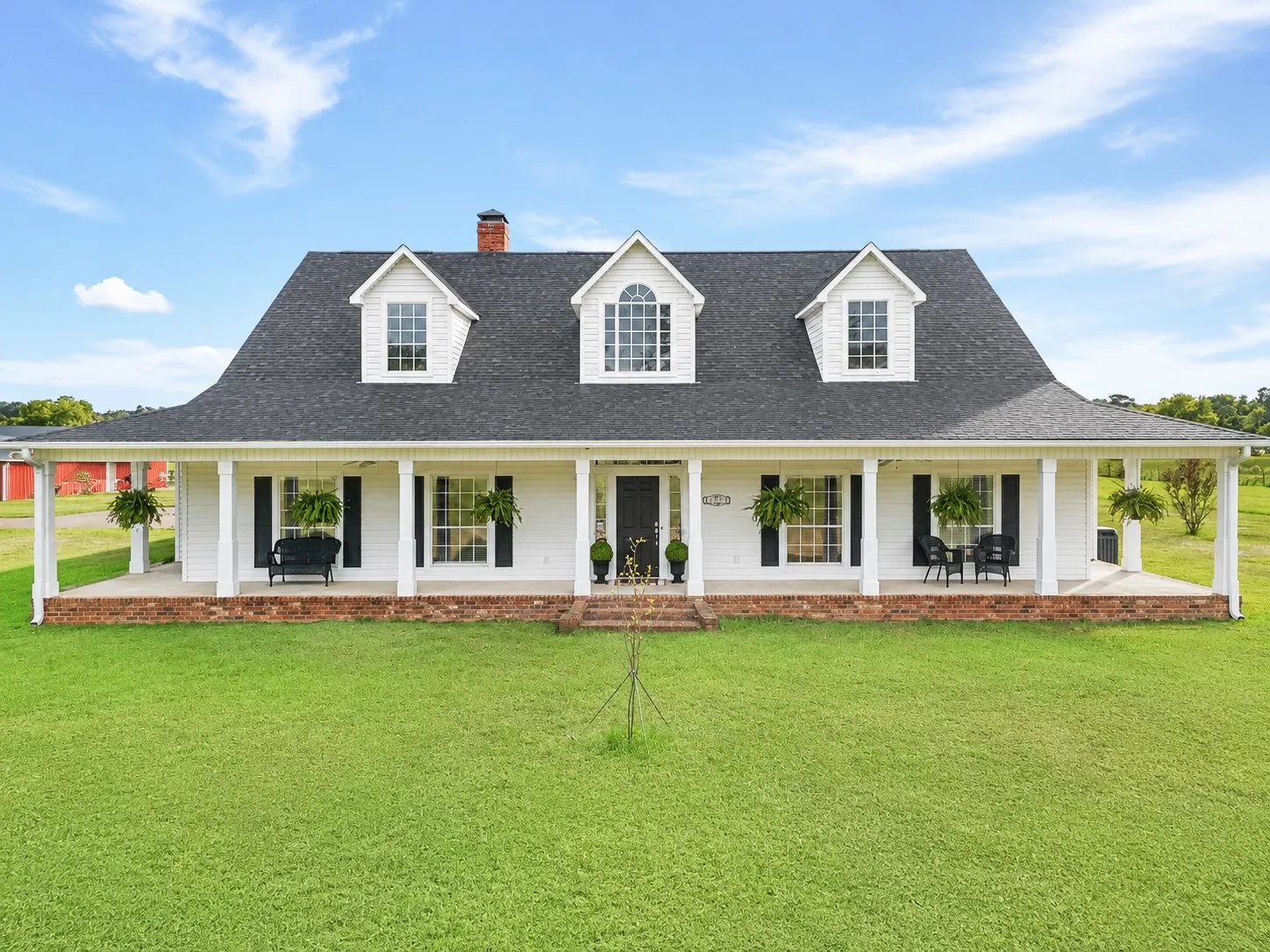 Farm For Sale in Smith County , 22710 CR 121, Bullard, Texas 75757, 3 Bedroom, 3 Bathroom, 2 Garage spaces, 2,877 Sqft, built in 2004, mls#21347063, Real Estate Agent in Bullard, Homes For Sale in Smith county, Homes For Sale in Bullard, Realtor in Bullard Texas, Real Estate Brokerage Independent Realty Texas, Luminita Cordes Realtor
