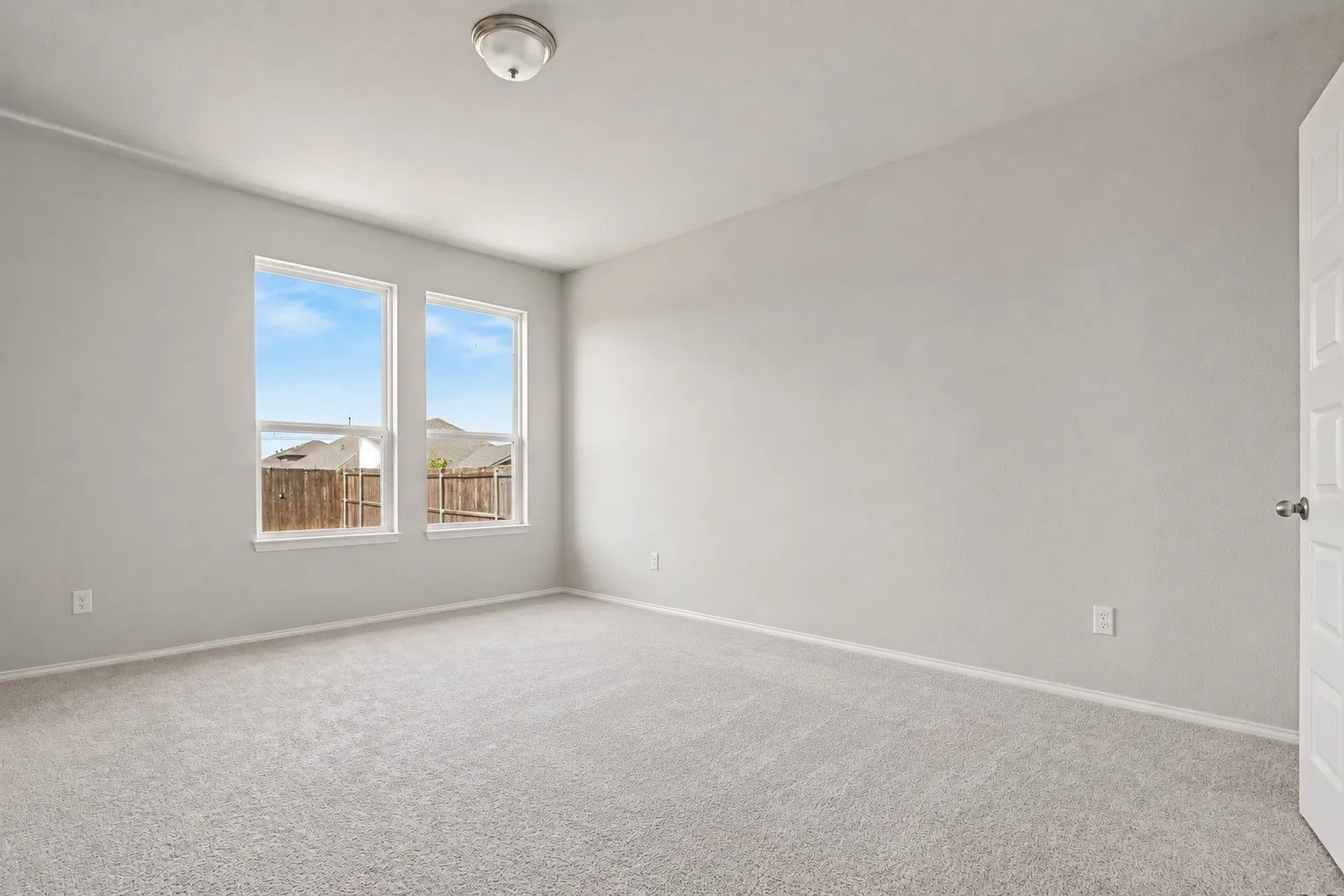 Single Family Residence For Sale in Rockwall County , 3219 Buffalo Creek Circle, Royse City, Texas 75189, 5 Bedroom, 3 Bathroom, 2 Garage spaces, 3,060 Sqft, built in 2021, mls#21354994, Real Estate Agent in Royse City, Homes For Sale in Rockwall county, Homes For Sale in Royse City, Realtor in Royse City Texas, Real Estate Brokerage Independent Realty Texas, Luminita Cordes Realtor