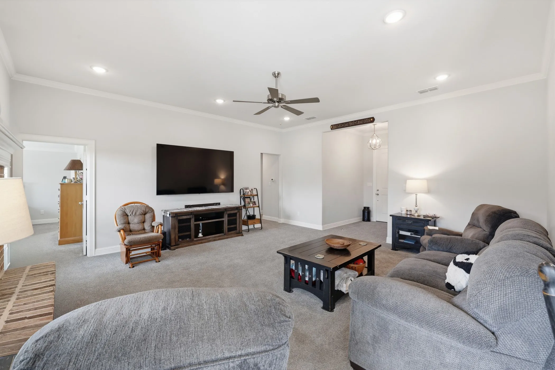 Single Family Residence For Sale in Smith County , 11334 Windsor Park Drive, Tyler, Texas 75709, 4 Bedroom, 2 Bathroom, 2 Garage spaces, 1,800 Sqft, built in 2020, mls#21355012, Real Estate Agent in Tyler, Homes For Sale in Smith county, Homes For Sale in Tyler, Realtor in Tyler Texas, Real Estate Brokerage Independent Realty Texas, Luminita Cordes Realtor