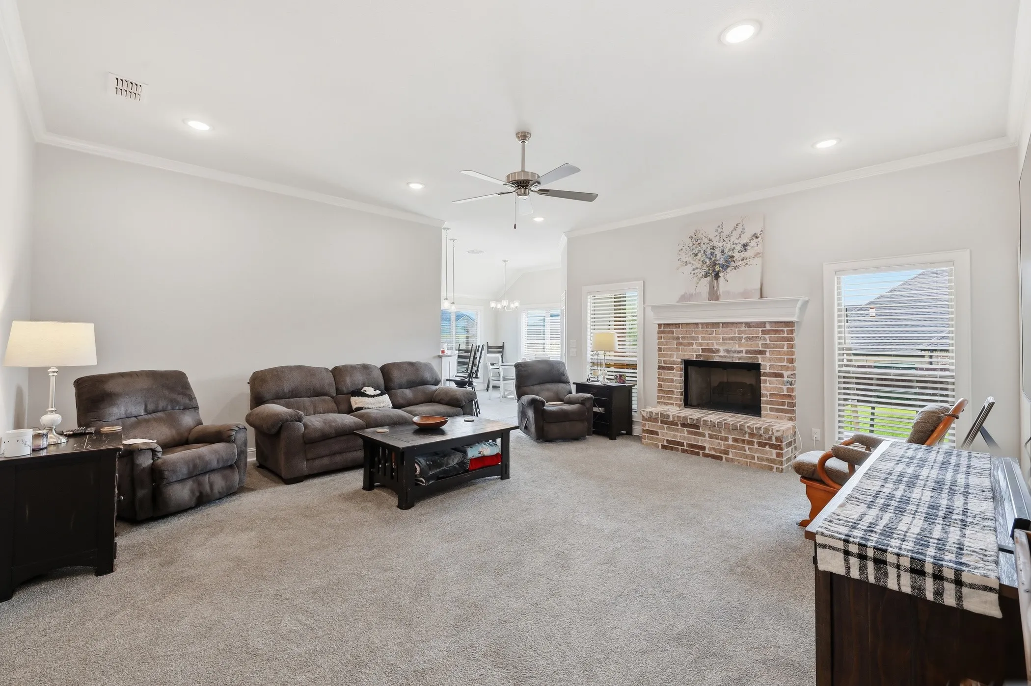 Single Family Residence For Sale in Smith County , 11334 Windsor Park Drive, Tyler, Texas 75709, 4 Bedroom, 2 Bathroom, 2 Garage spaces, 1,800 Sqft, built in 2020, mls#21355012, Real Estate Agent in Tyler, Homes For Sale in Smith county, Homes For Sale in Tyler, Realtor in Tyler Texas, Real Estate Brokerage Independent Realty Texas, Luminita Cordes Realtor