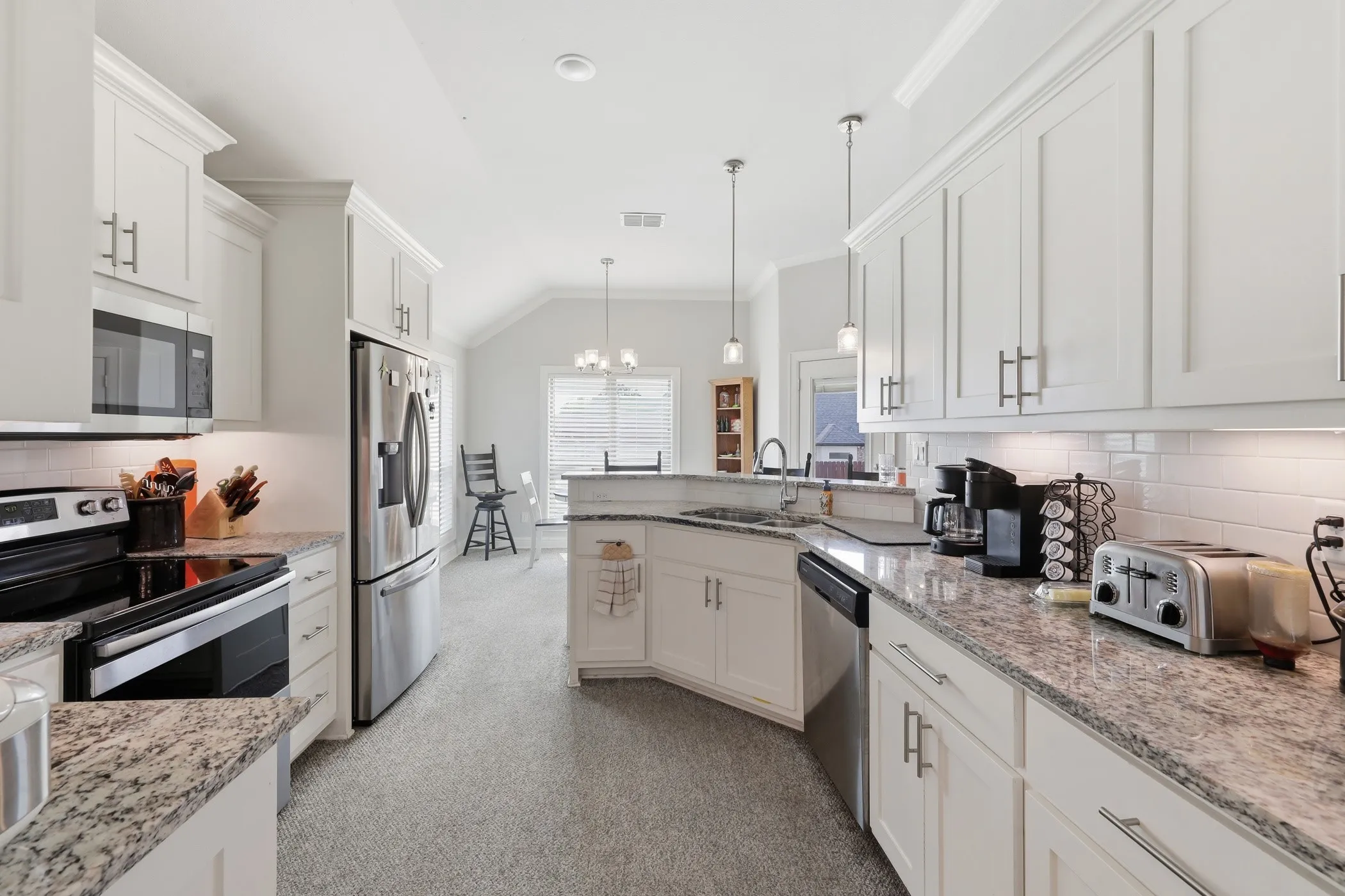 Single Family Residence For Sale in Smith County , 11334 Windsor Park Drive, Tyler, Texas 75709, 4 Bedroom, 2 Bathroom, 2 Garage spaces, 1,800 Sqft, built in 2020, mls#21355012, Real Estate Agent in Tyler, Homes For Sale in Smith county, Homes For Sale in Tyler, Realtor in Tyler Texas, Real Estate Brokerage Independent Realty Texas, Luminita Cordes Realtor