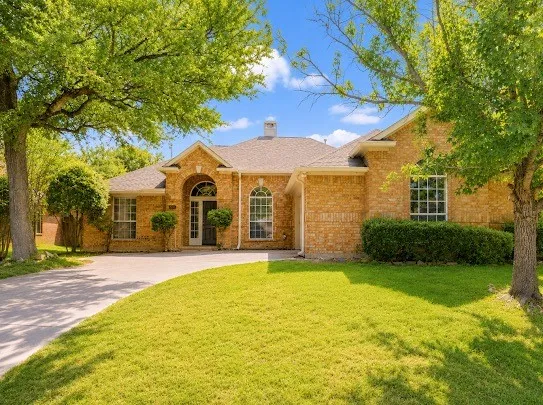 Single Family Residence For Sale in Dallas County , 2606 Brittany Drive, Rowlett, Texas 75088, 4 Bedroom, 2 Bathroom, 2 Garage spaces, 2,151 Sqft, built in 1998, mls#21354879, Real Estate Agent in Rowlett, Homes For Sale in Dallas county, Homes For Sale in Rowlett, Realtor in Rowlett Texas, Real Estate Brokerage Independent Realty Texas, Luminita Cordes Realtor