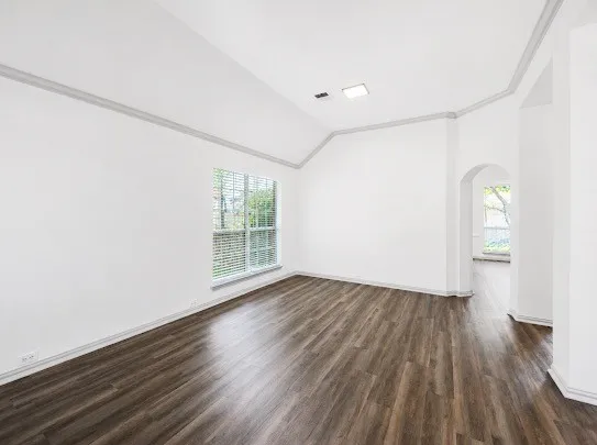 Single Family Residence For Sale in Dallas County , 2606 Brittany Drive, Rowlett, Texas 75088, 4 Bedroom, 2 Bathroom, 2 Garage spaces, 2,151 Sqft, built in 1998, mls#21354879, Real Estate Agent in Rowlett, Homes For Sale in Dallas county, Homes For Sale in Rowlett, Realtor in Rowlett Texas, Real Estate Brokerage Independent Realty Texas, Luminita Cordes Realtor