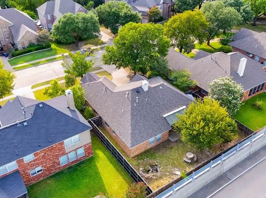 Single Family Residence For Sale in Dallas County , 2606 Brittany Drive, Rowlett, Texas 75088, 4 Bedroom, 2 Bathroom, 2 Garage spaces, 2,151 Sqft, built in 1998, mls#21354879, Real Estate Agent in Rowlett, Homes For Sale in Dallas county, Homes For Sale in Rowlett, Realtor in Rowlett Texas, Real Estate Brokerage Independent Realty Texas, Luminita Cordes Realtor