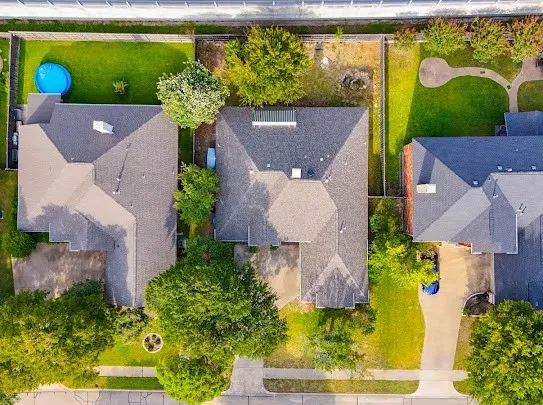 Single Family Residence For Sale in Dallas County , 2606 Brittany Drive, Rowlett, Texas 75088, 4 Bedroom, 2 Bathroom, 2 Garage spaces, 2,151 Sqft, built in 1998, mls#21354879, Real Estate Agent in Rowlett, Homes For Sale in Dallas county, Homes For Sale in Rowlett, Realtor in Rowlett Texas, Real Estate Brokerage Independent Realty Texas, Luminita Cordes Realtor