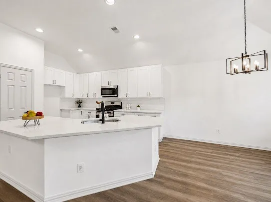 Single Family Residence For Sale in Dallas County , 2606 Brittany Drive, Rowlett, Texas 75088, 4 Bedroom, 2 Bathroom, 2 Garage spaces, 2,151 Sqft, built in 1998, mls#21354879, Real Estate Agent in Rowlett, Homes For Sale in Dallas county, Homes For Sale in Rowlett, Realtor in Rowlett Texas, Real Estate Brokerage Independent Realty Texas, Luminita Cordes Realtor