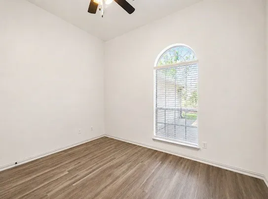 Single Family Residence For Sale in Dallas County , 2606 Brittany Drive, Rowlett, Texas 75088, 4 Bedroom, 2 Bathroom, 2 Garage spaces, 2,151 Sqft, built in 1998, mls#21354879, Real Estate Agent in Rowlett, Homes For Sale in Dallas county, Homes For Sale in Rowlett, Realtor in Rowlett Texas, Real Estate Brokerage Independent Realty Texas, Luminita Cordes Realtor