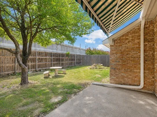 Single Family Residence For Sale in Dallas County , 2606 Brittany Drive, Rowlett, Texas 75088, 4 Bedroom, 2 Bathroom, 2 Garage spaces, 2,151 Sqft, built in 1998, mls#21354879, Real Estate Agent in Rowlett, Homes For Sale in Dallas county, Homes For Sale in Rowlett, Realtor in Rowlett Texas, Real Estate Brokerage Independent Realty Texas, Luminita Cordes Realtor