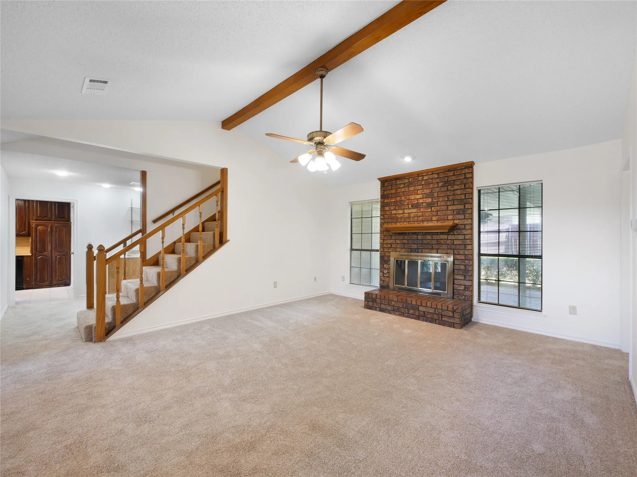 Single Family Residence For Sale in Dallas County , 3706 Queenswood Lane, Garland, Texas 75040, 4 Bedroom, 2 Bathroom, 2 Garage spaces, 2,529 Sqft, built in 1986, mls#21354991, Real Estate Agent in Garland, Homes For Sale in Dallas county, Homes For Sale in Garland, Realtor in Garland Texas, Real Estate Brokerage Independent Realty Texas, Luminita Cordes Realtor