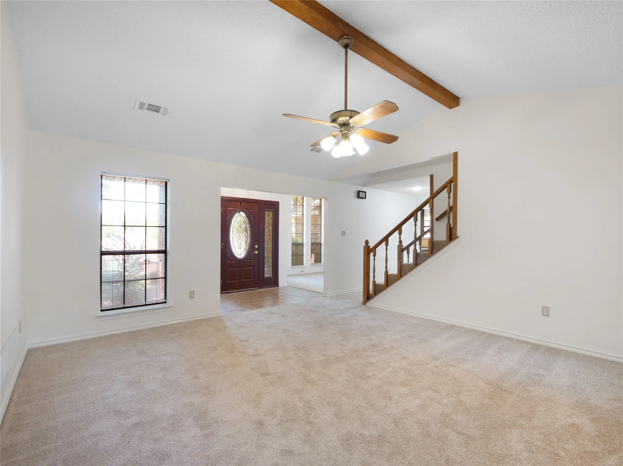Single Family Residence For Sale in Dallas County , 3706 Queenswood Lane, Garland, Texas 75040, 4 Bedroom, 2 Bathroom, 2 Garage spaces, 2,529 Sqft, built in 1986, mls#21354991, Real Estate Agent in Garland, Homes For Sale in Dallas county, Homes For Sale in Garland, Realtor in Garland Texas, Real Estate Brokerage Independent Realty Texas, Luminita Cordes Realtor